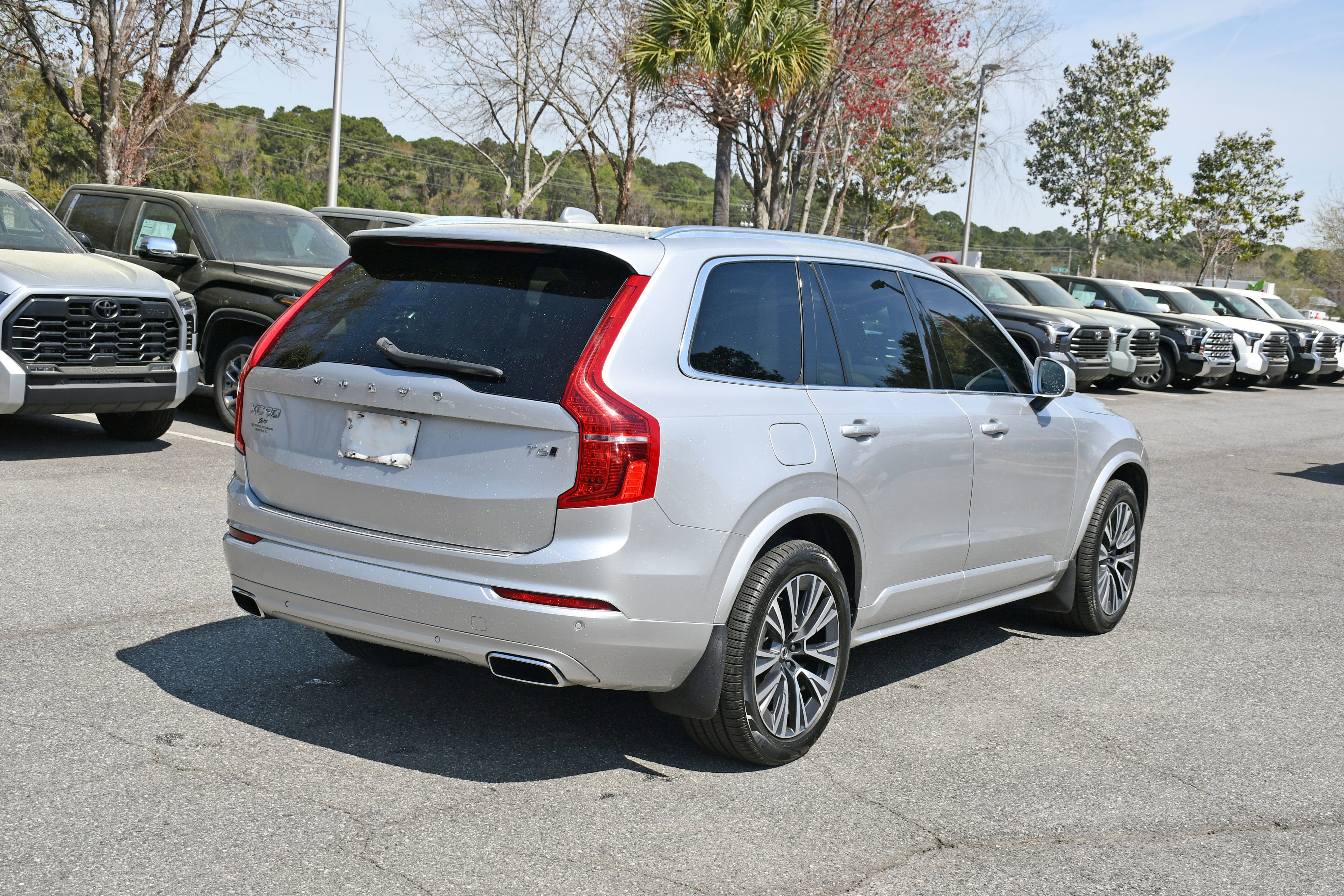 2021 Volvo XC90 Momentum