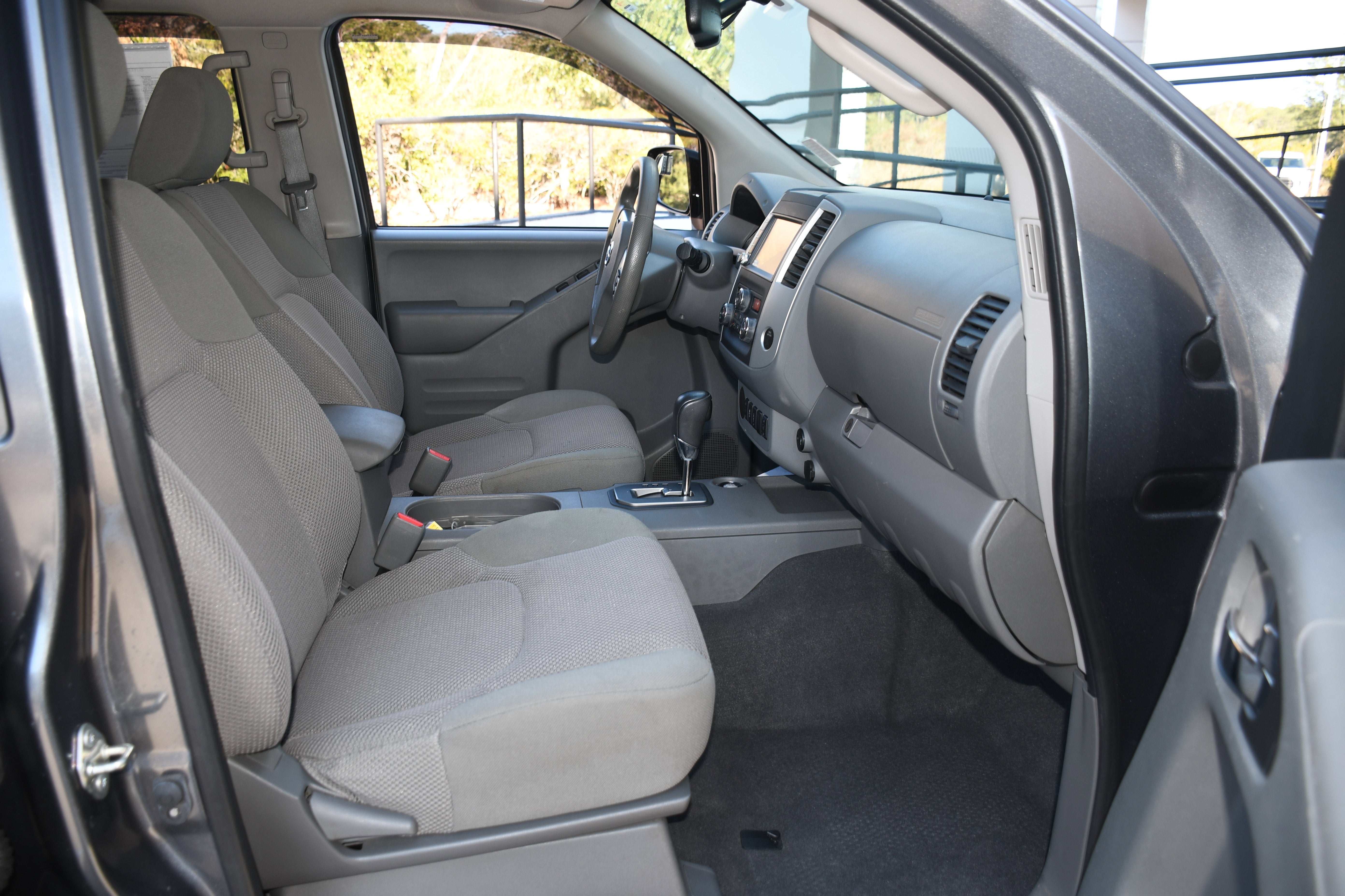 2020 Nissan Frontier SV