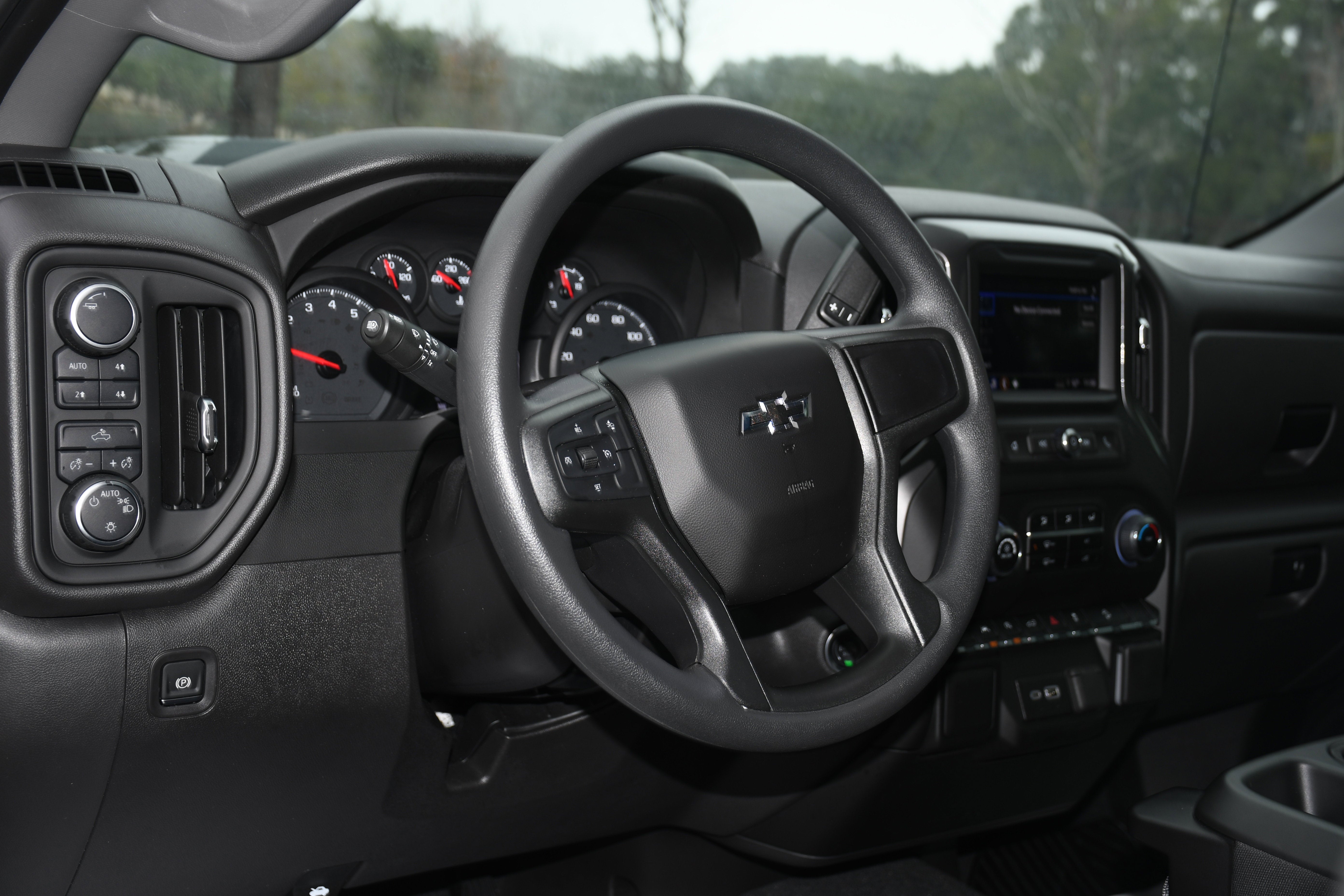 2025 Chevrolet Silverado 1500 Custom Trail Boss