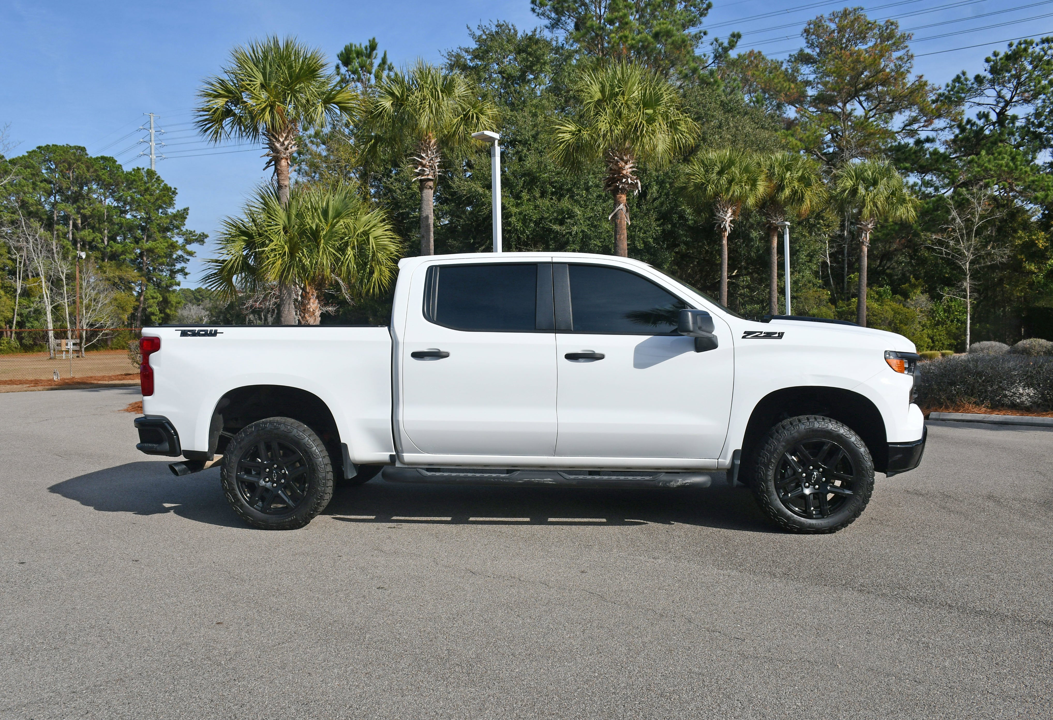 2025 Chevrolet Silverado 1500 Custom Trail Boss