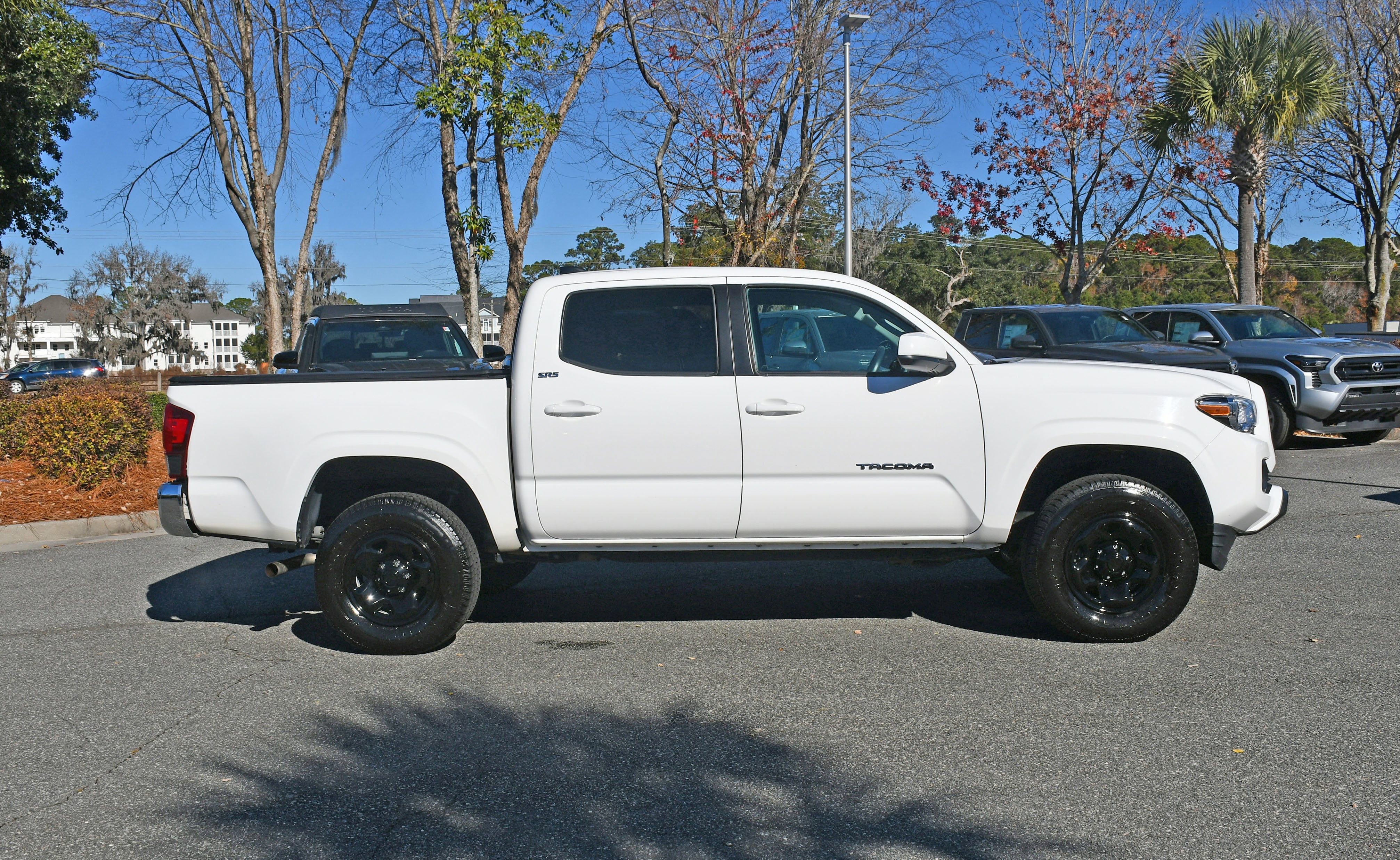2022 Toyota Tacoma SR