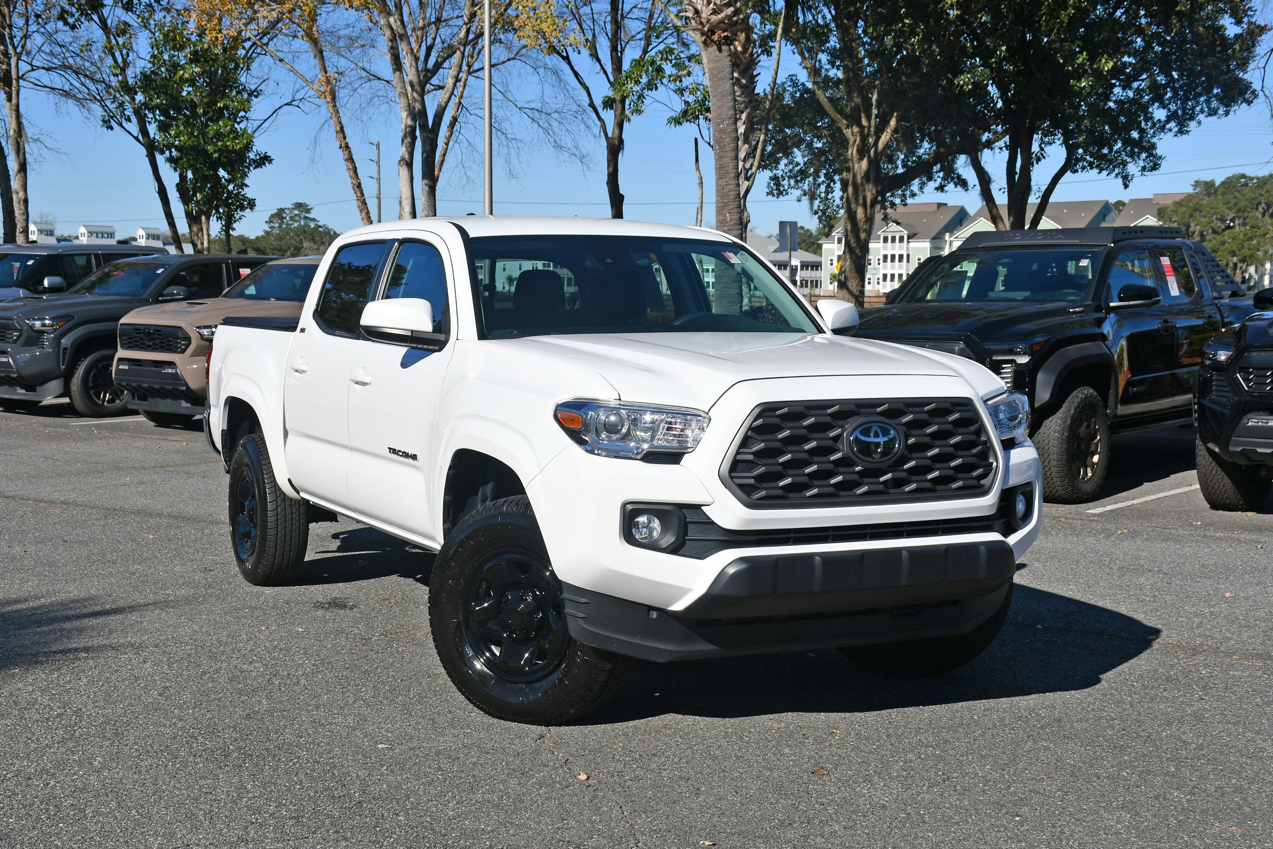 2022 Toyota Tacoma SR
