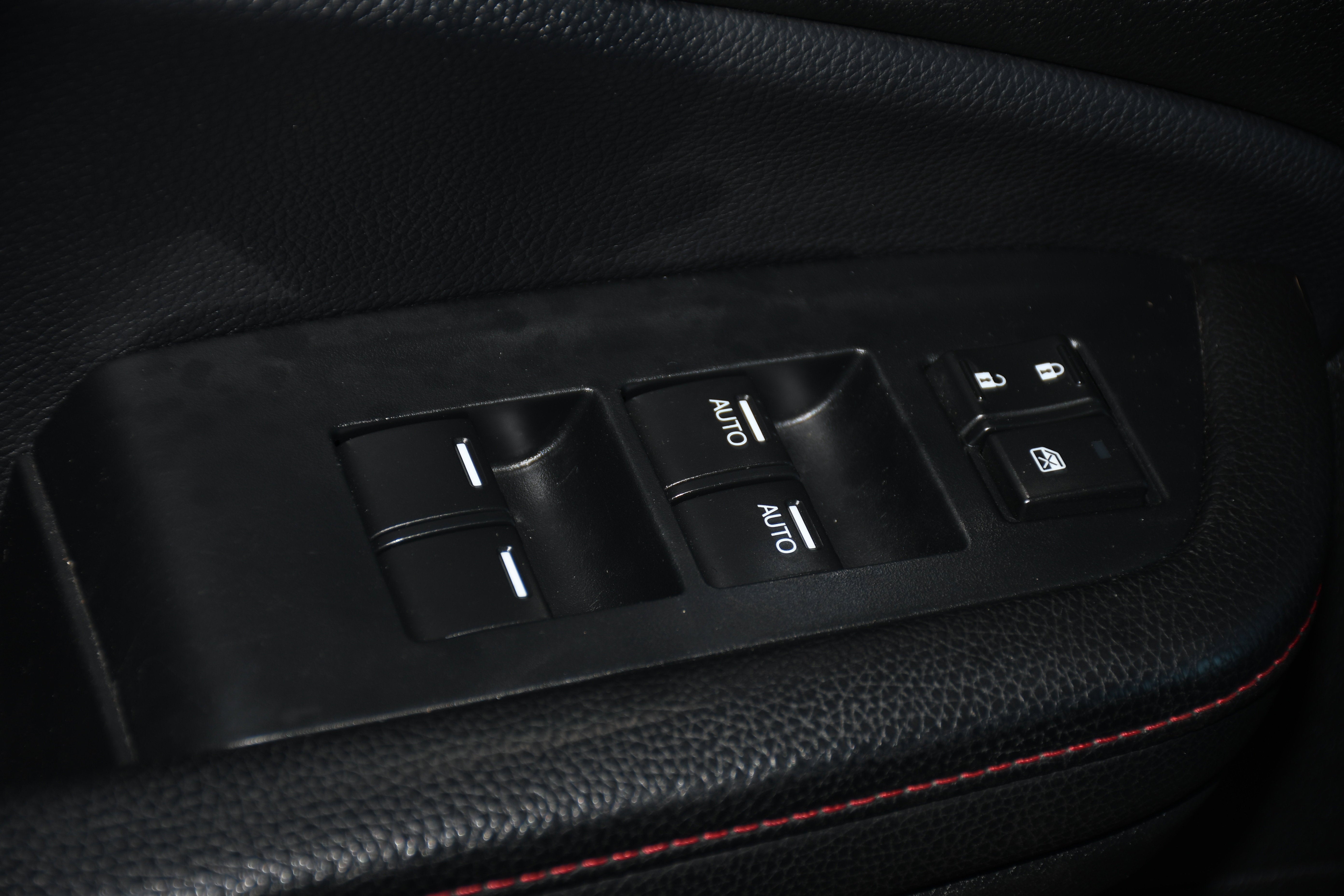 2022 Honda Ridgeline Black Edition