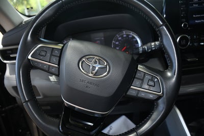 2021 Toyota Highlander LE
