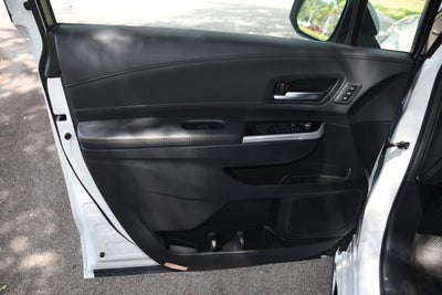 2025 Toyota Sienna Platinum