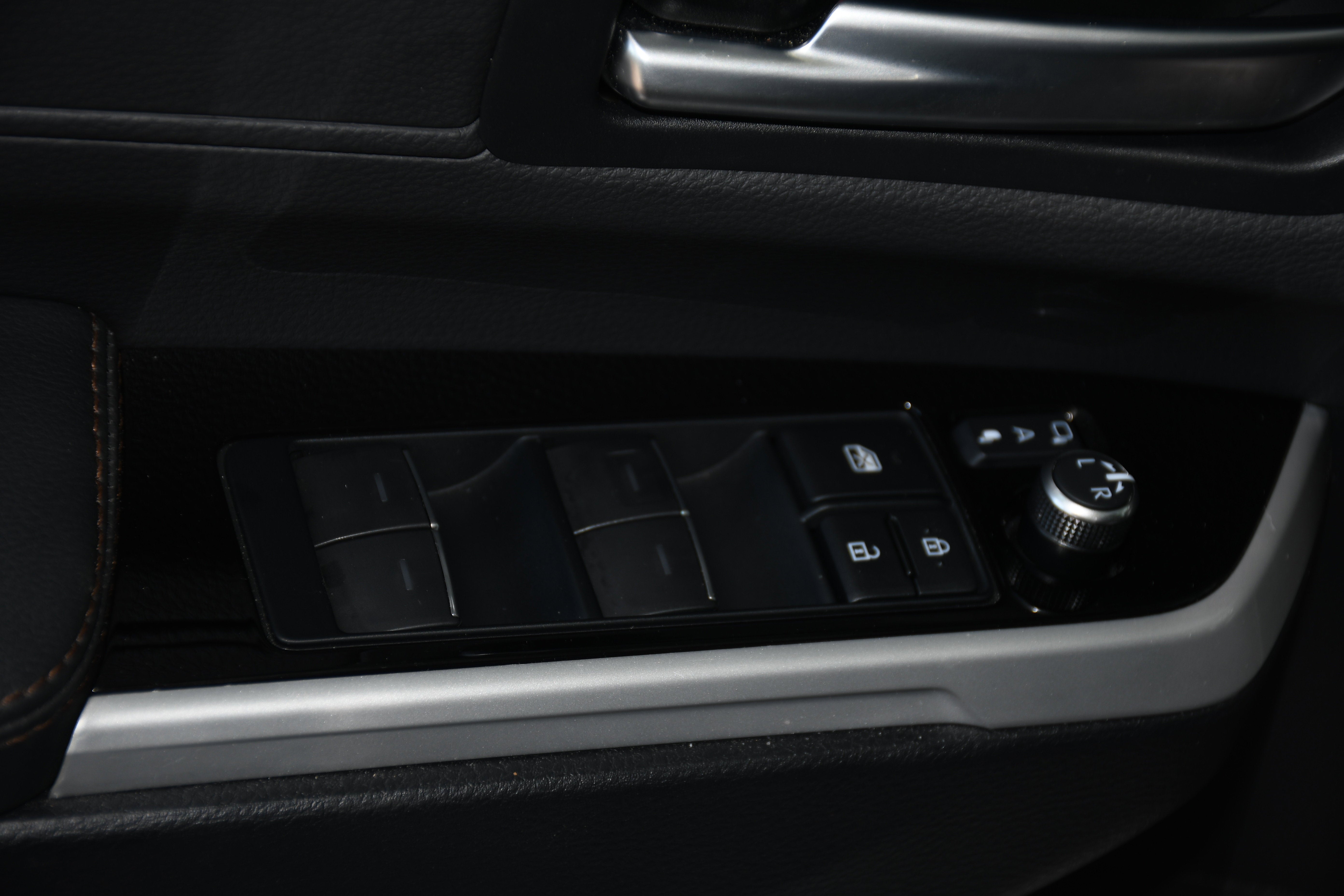 2025 Toyota Sienna Platinum