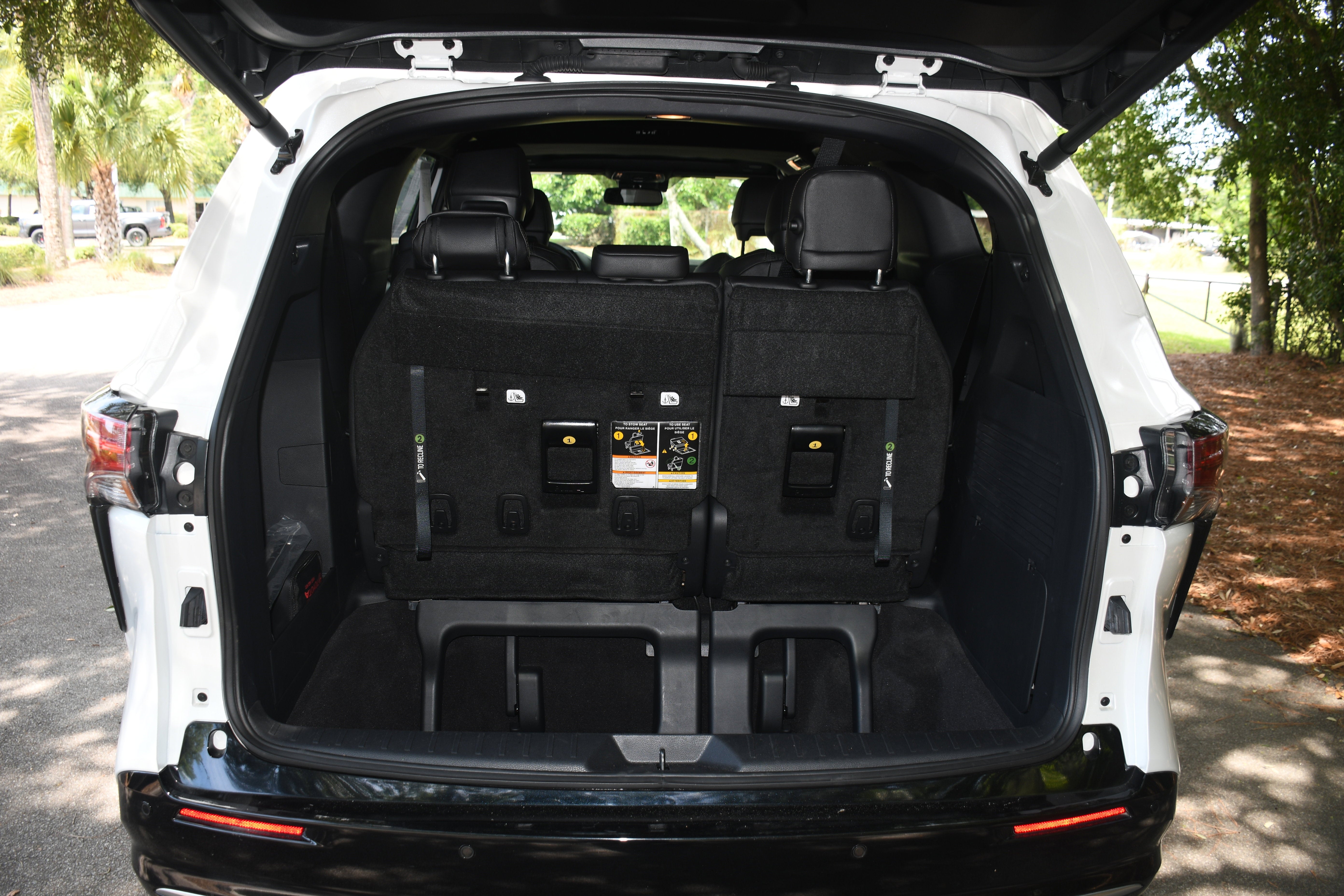 2025 Toyota Sienna Platinum
