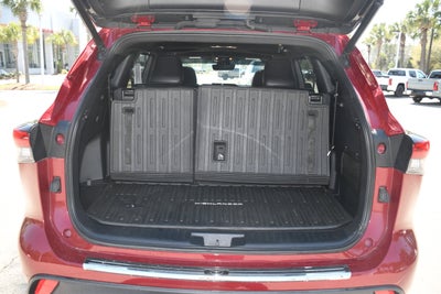 2022 Toyota Highlander XSE