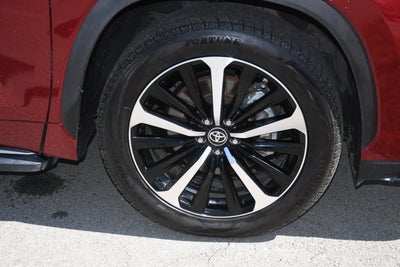 2022 Toyota Highlander XSE