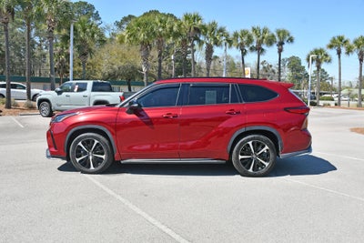 2022 Toyota Highlander XSE