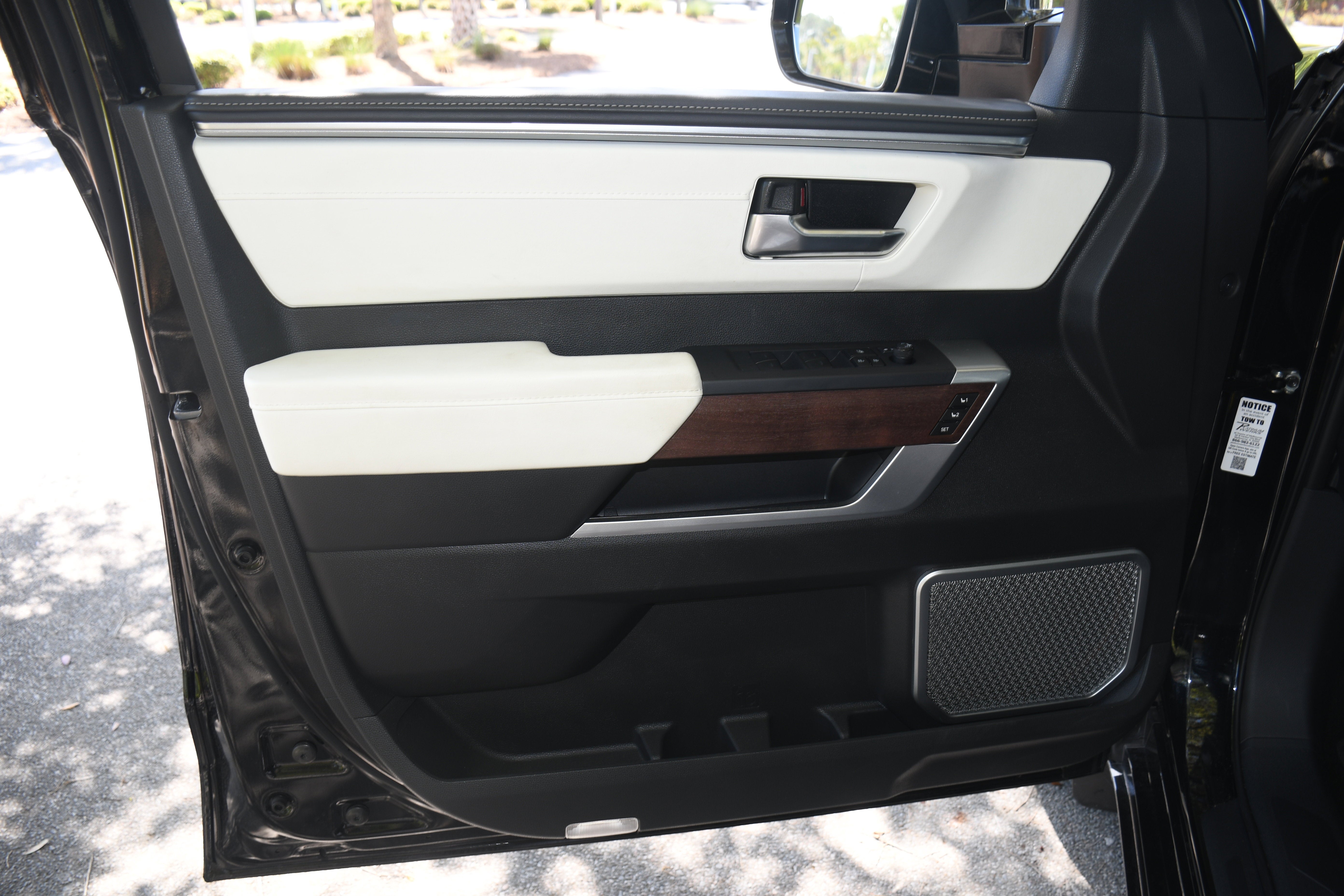 2024 Toyota Sequoia Capstone