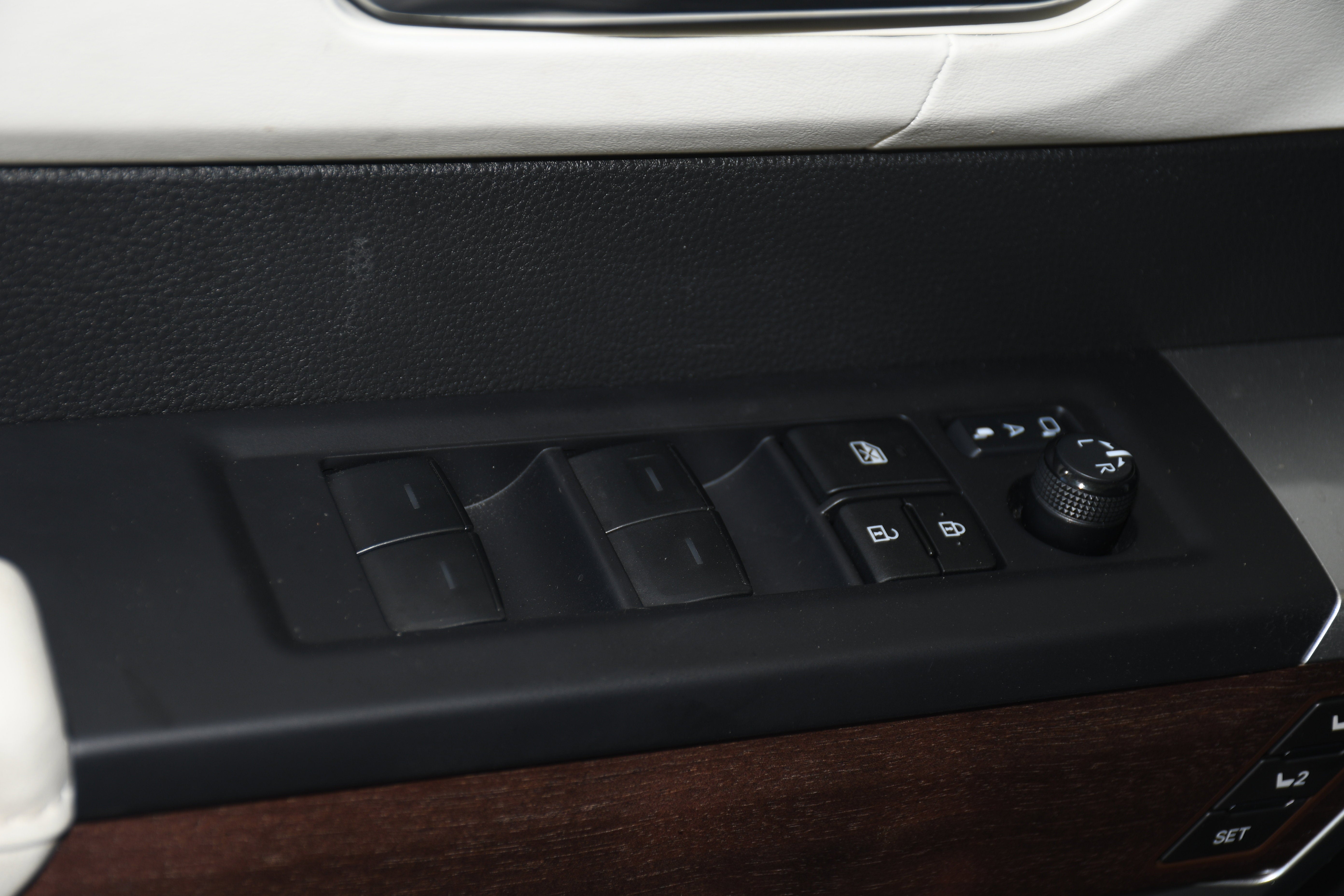2024 Toyota Sequoia Capstone