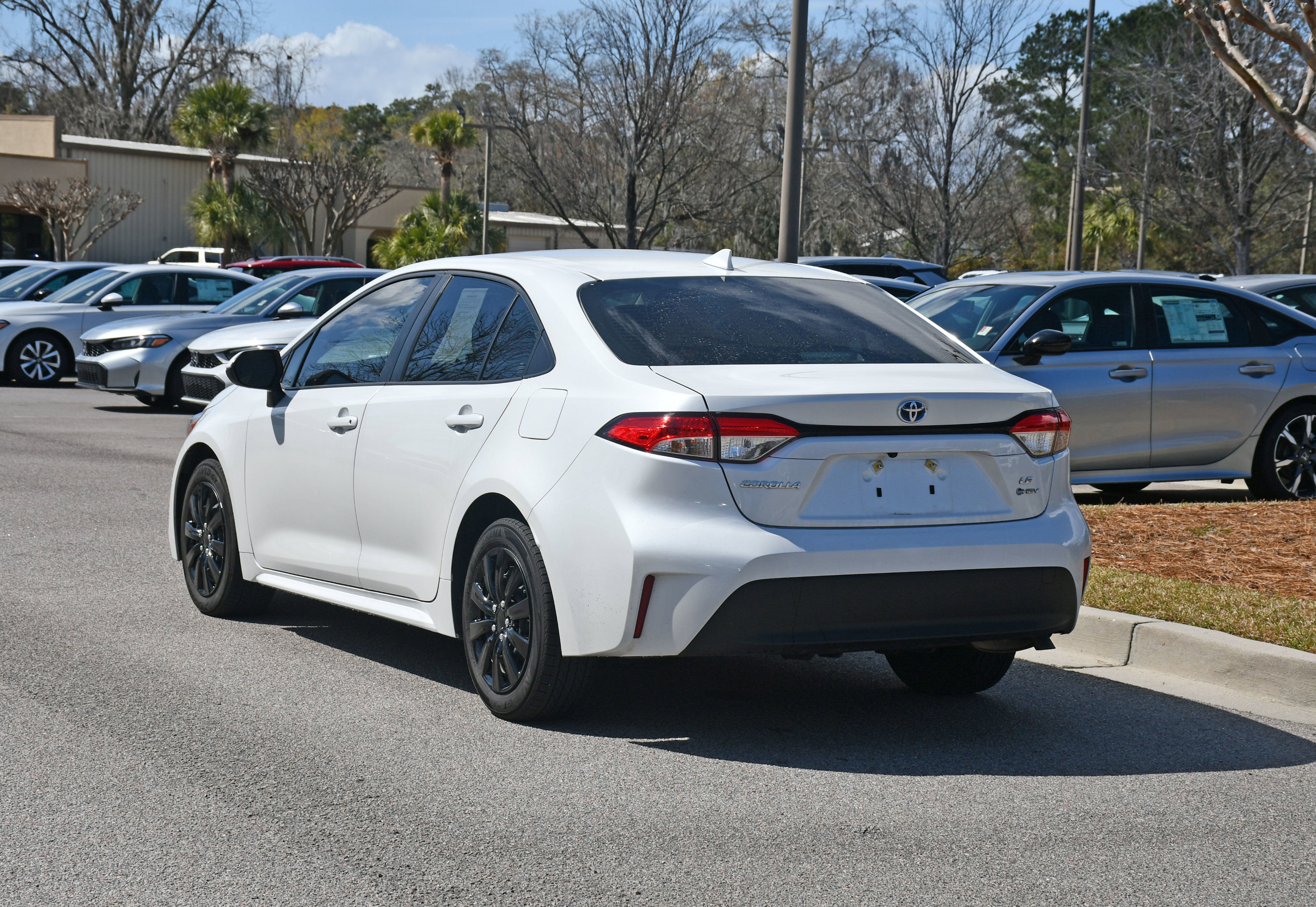 2025 Toyota Corolla Hybrid LE