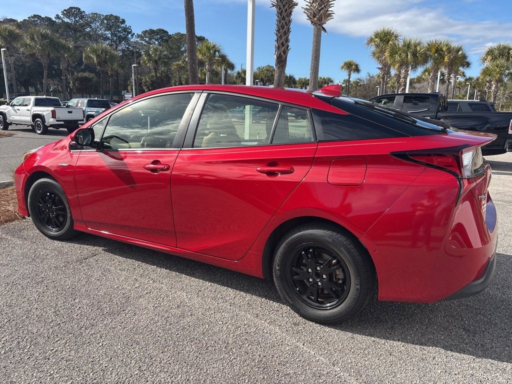 2020 Toyota Prius LE