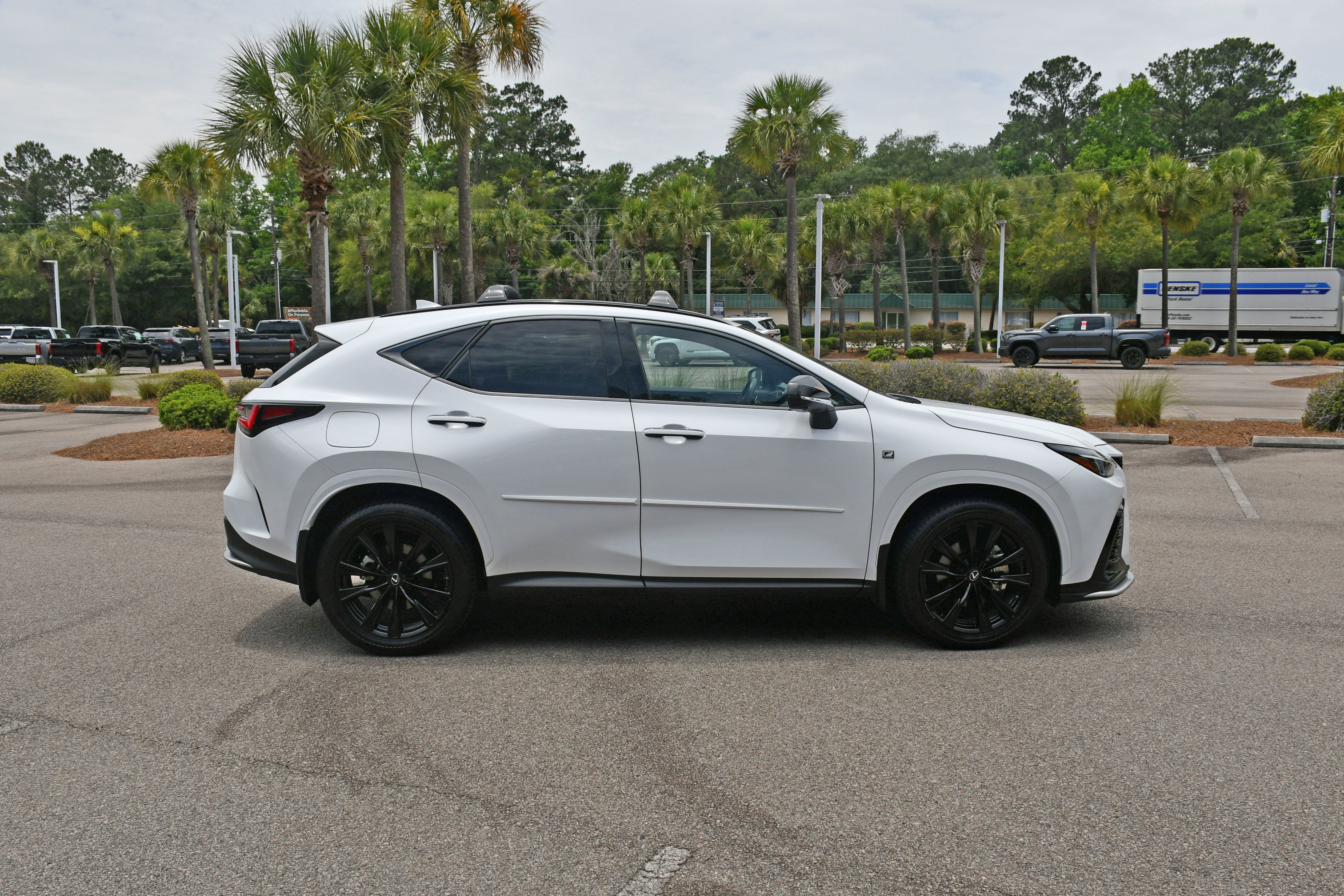 2023 Lexus NX NX 450h+ F SPORT Handling