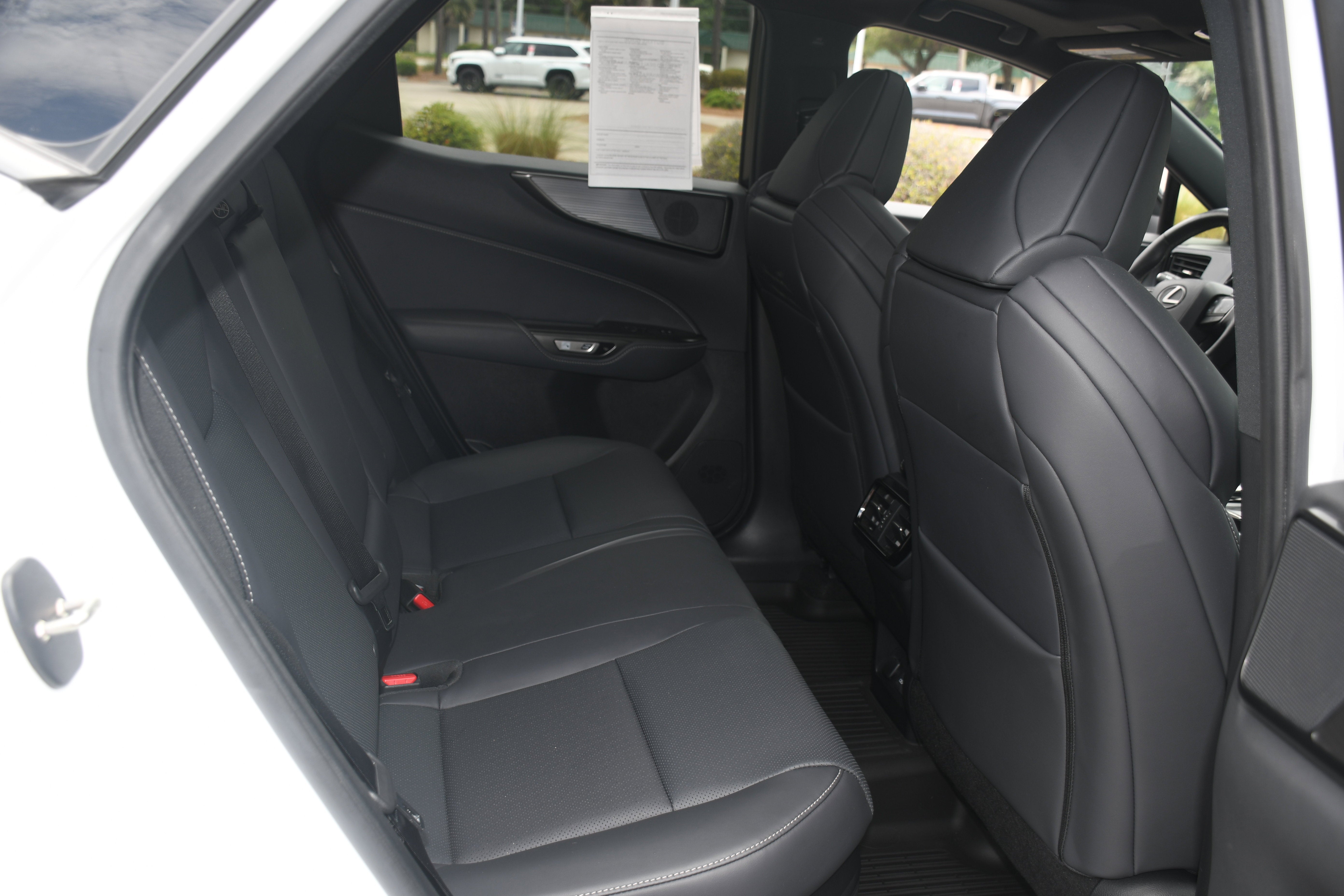 2023 Lexus NX NX 450h+ F SPORT Handling