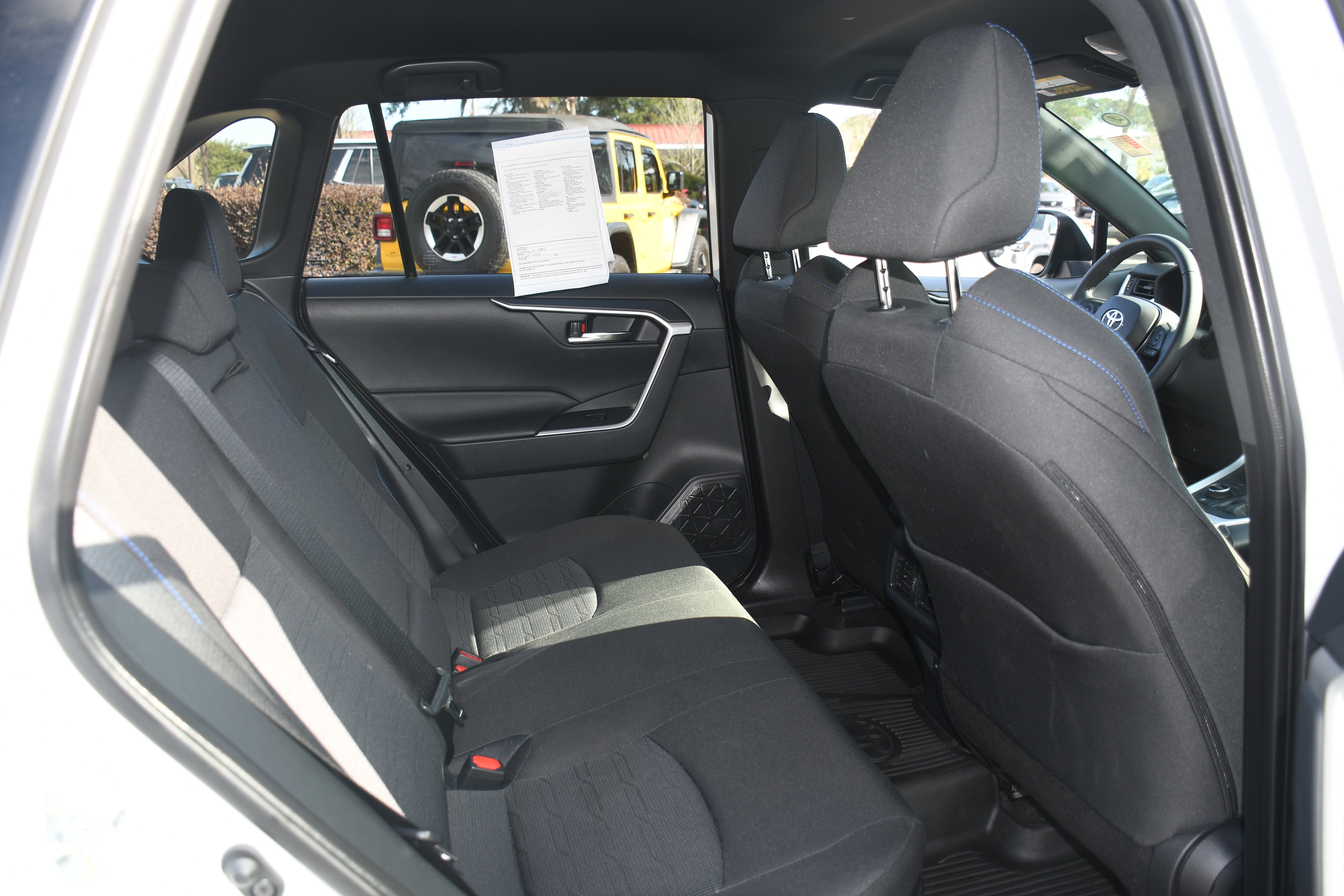 2025 Toyota RAV4 Hybrid SE