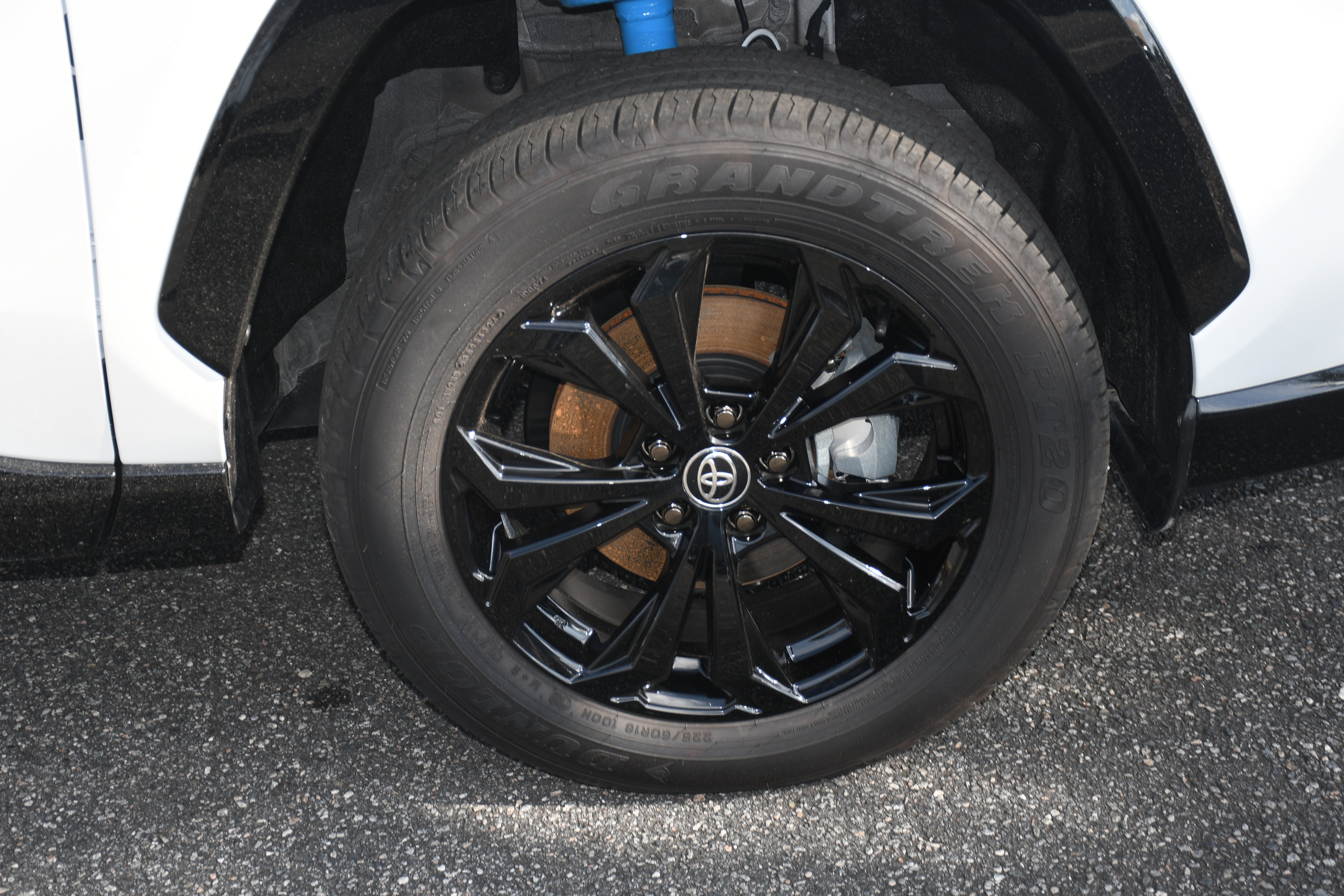 2025 Toyota RAV4 Hybrid SE