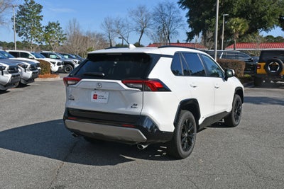 2025 Toyota RAV4 Hybrid SE