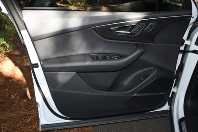 2021 Audi Q7 Premium Plus