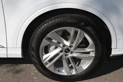 2021 Audi Q7 Premium Plus
