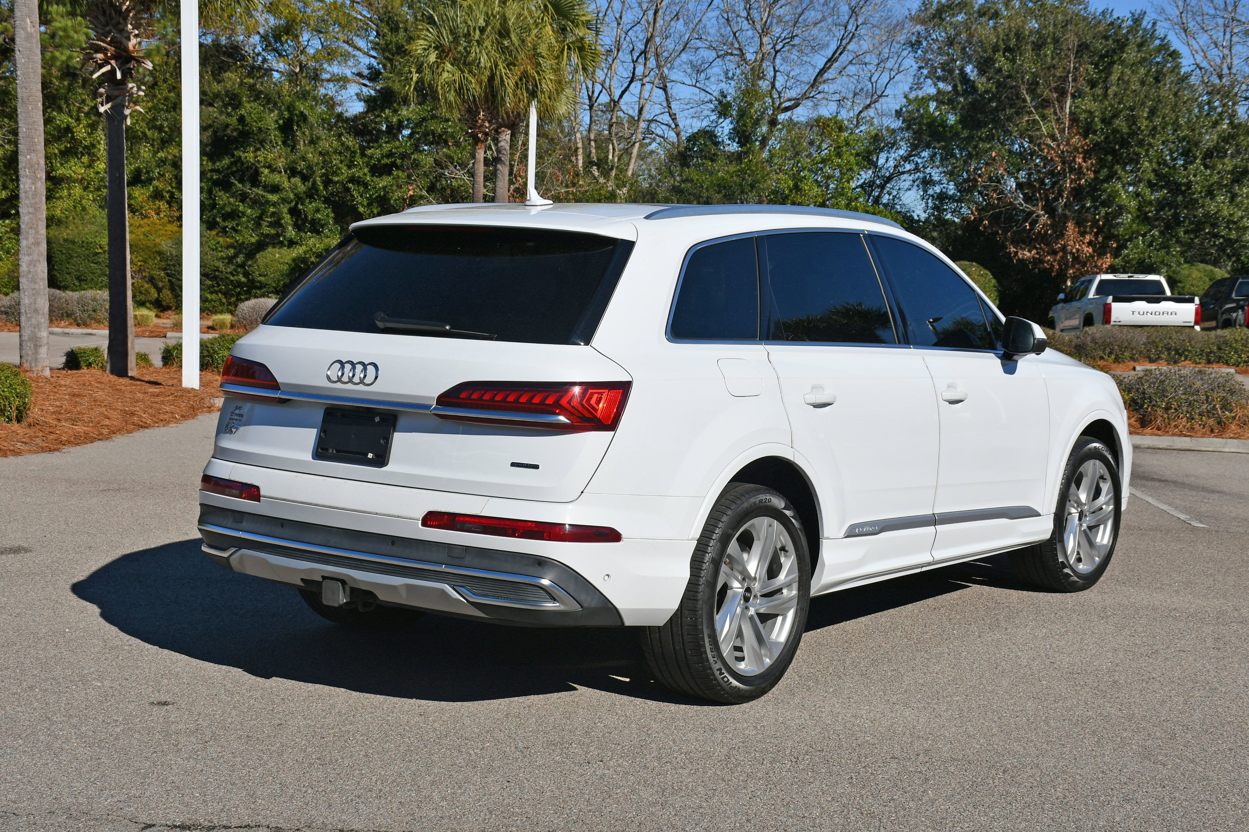 2021 Audi Q7 Premium Plus