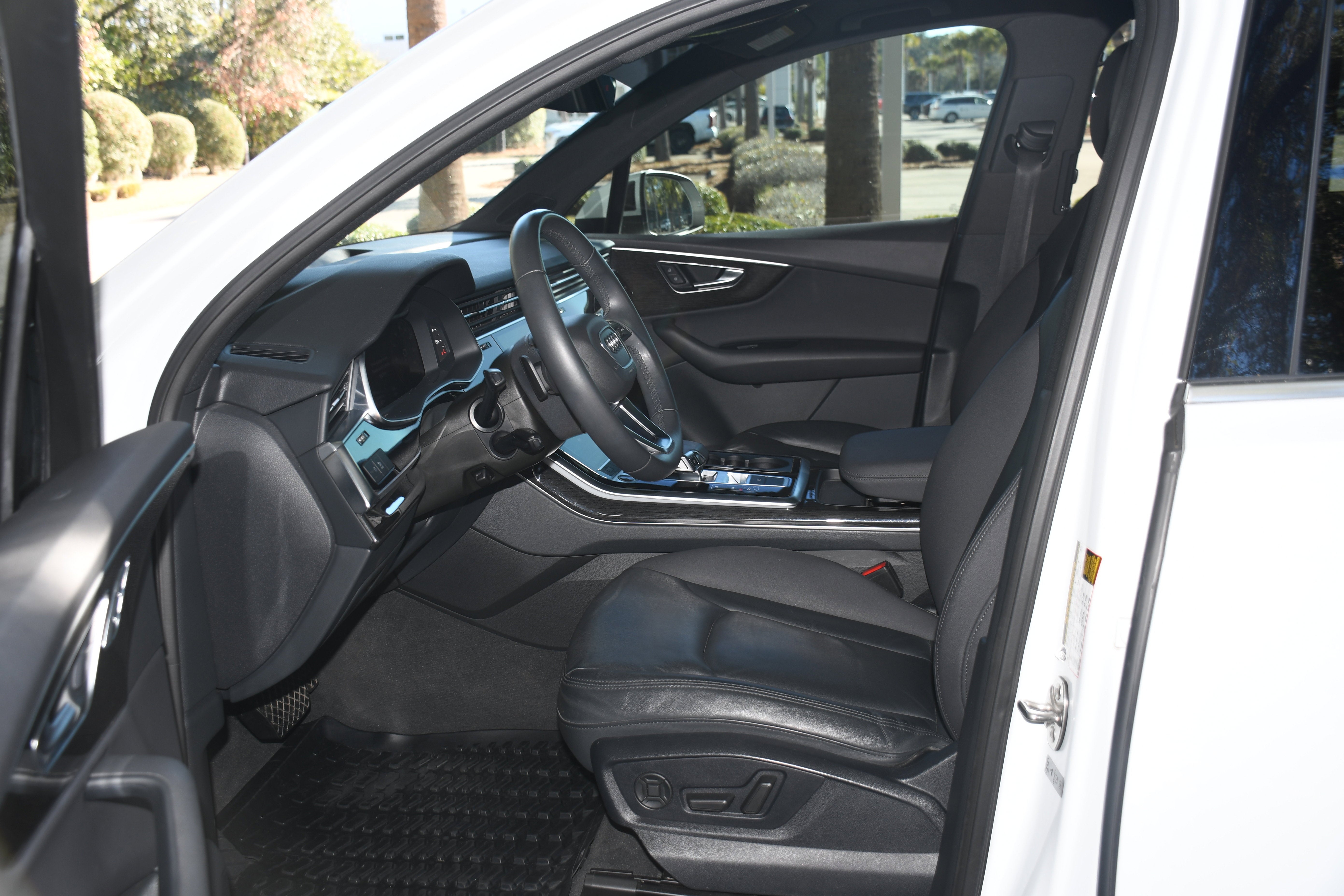 2021 Audi Q7 Premium Plus