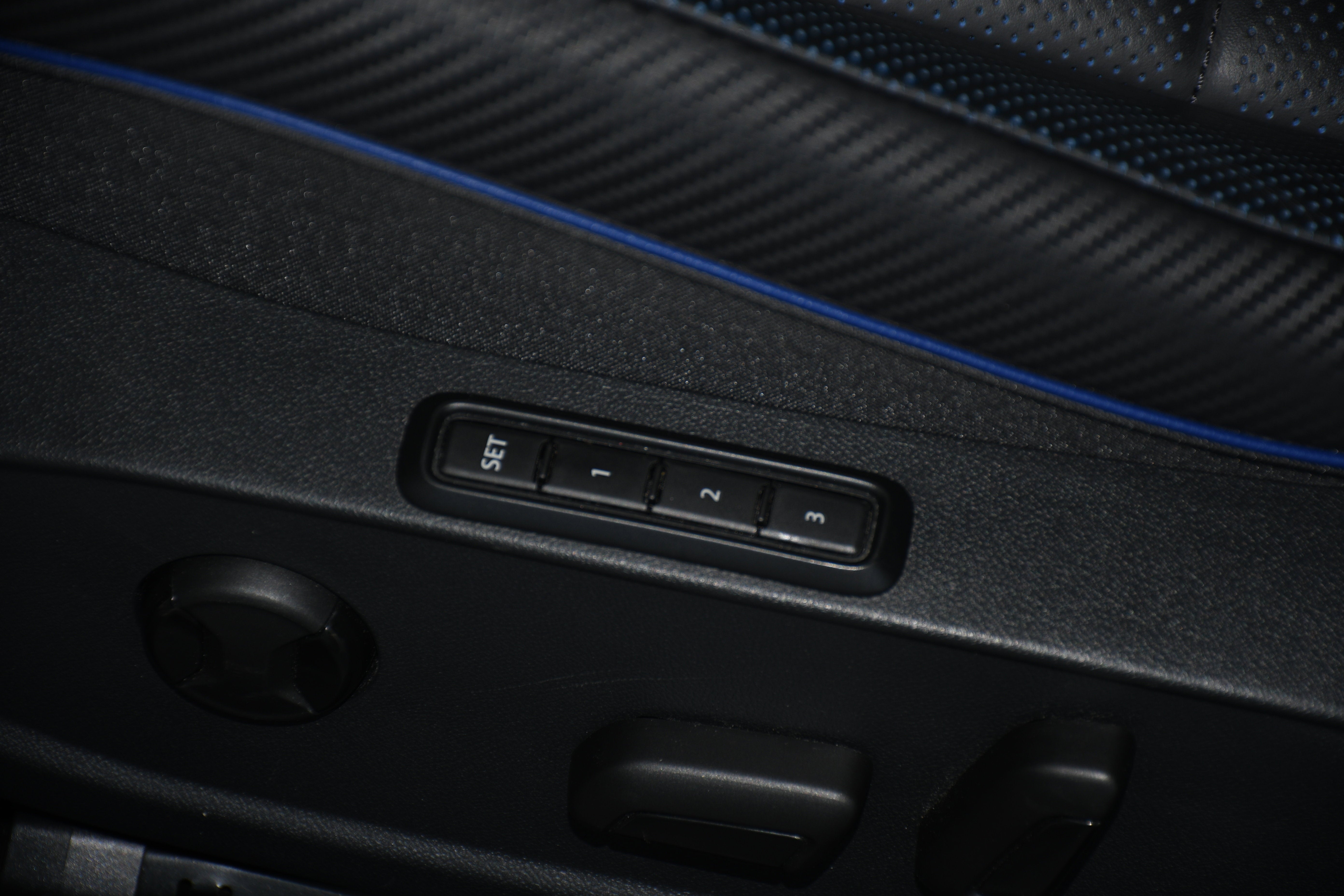 2024 Volkswagen Golf R 2.0T