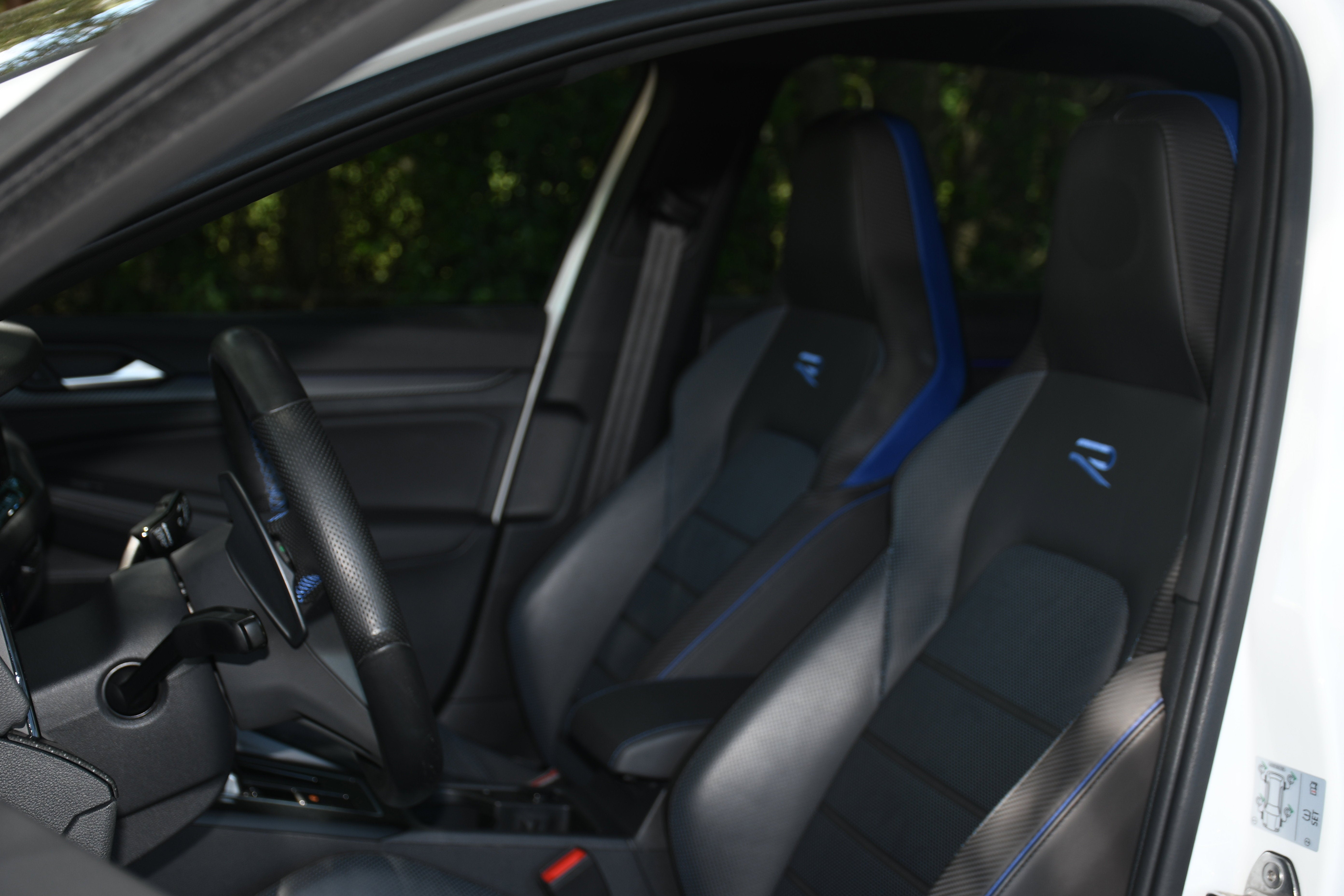 2024 Volkswagen Golf R 2.0T