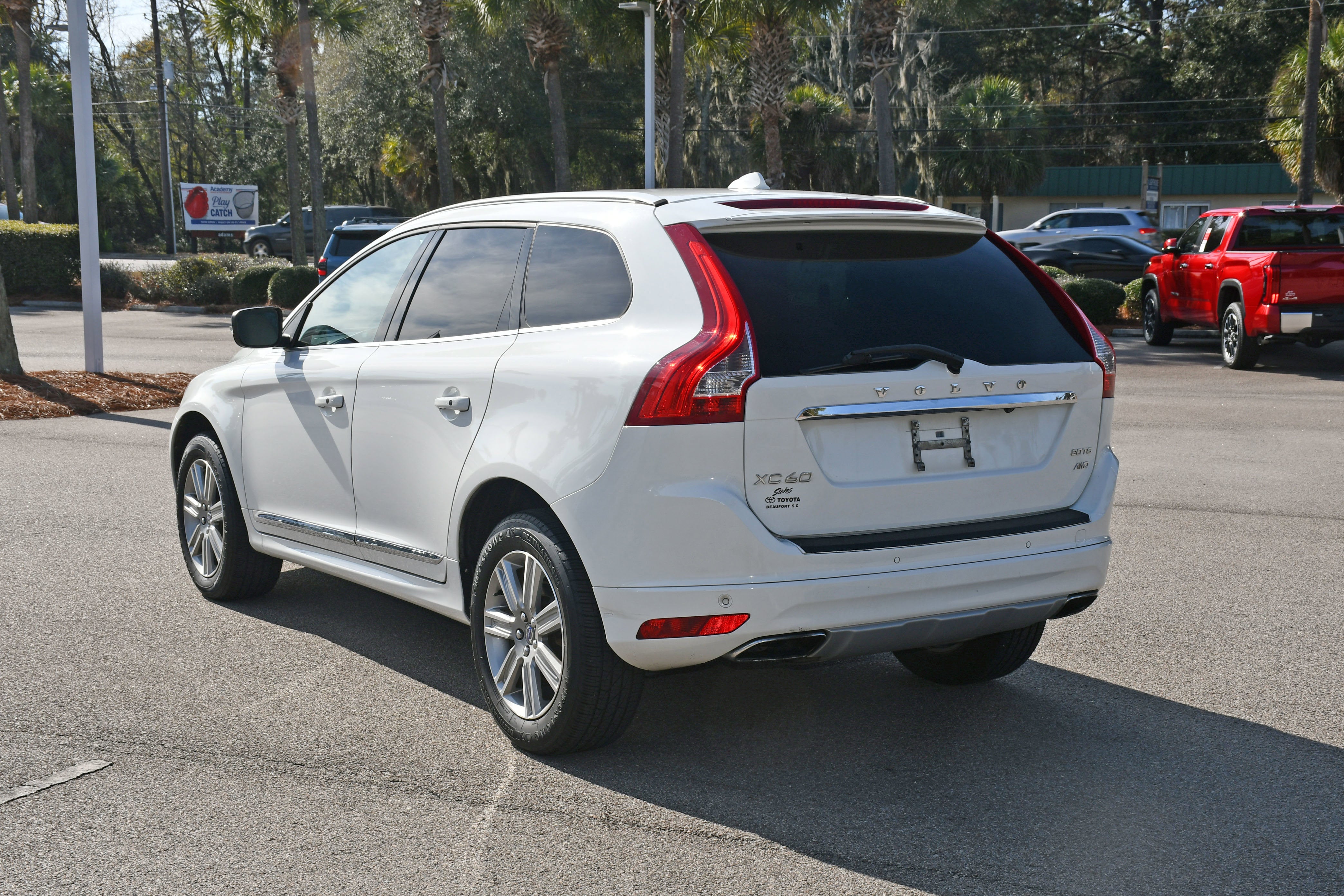 2016 Volvo XC60 T6