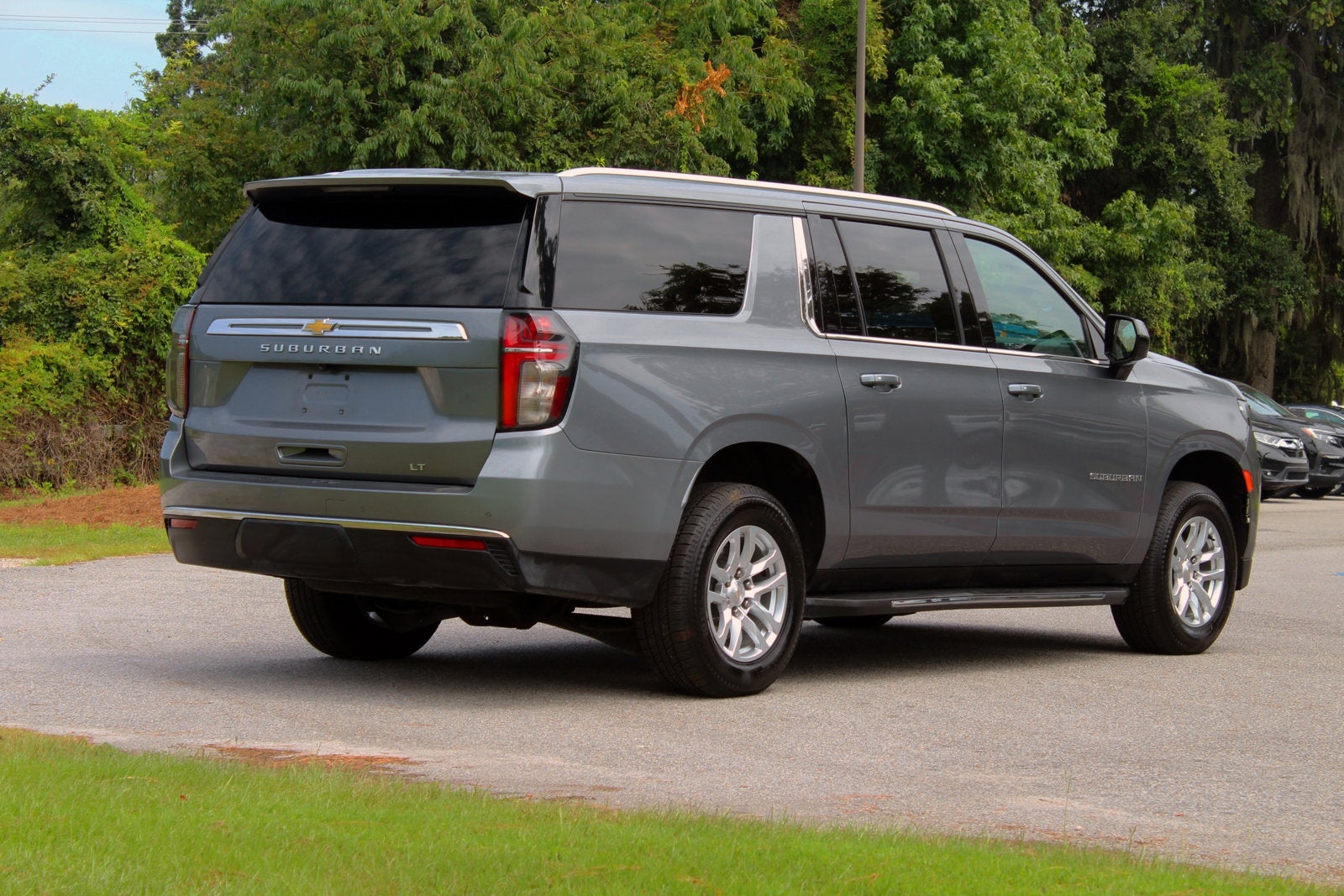 2022 Chevrolet Suburban LT