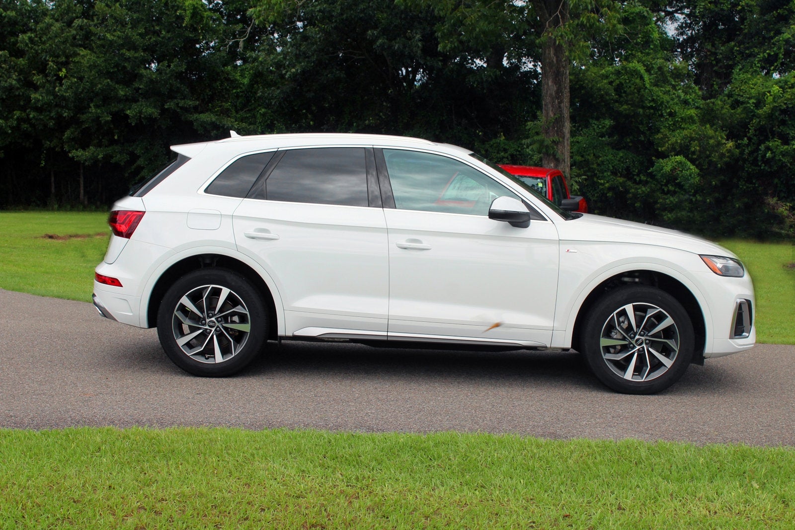 2023 Audi Q5 S line Premium Plus