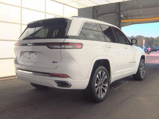 2022 Jeep Grand Cherokee Overland