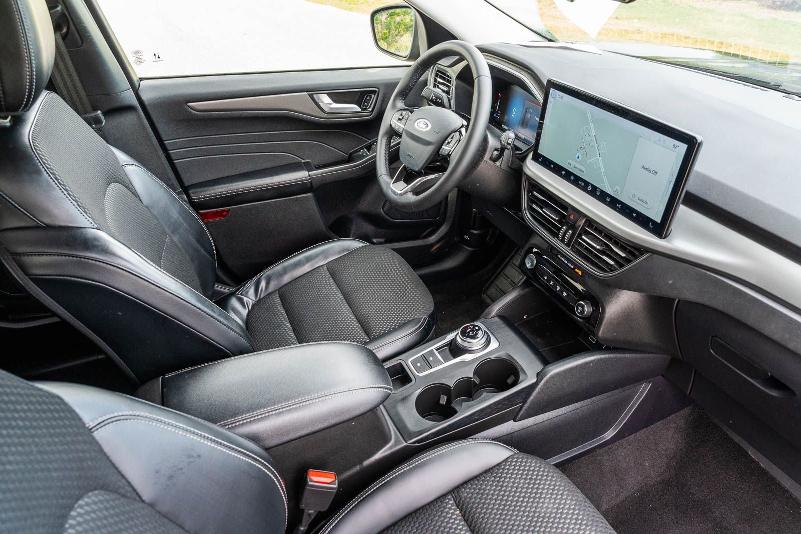 2024 Ford Escape Plug-In Hybrid Base