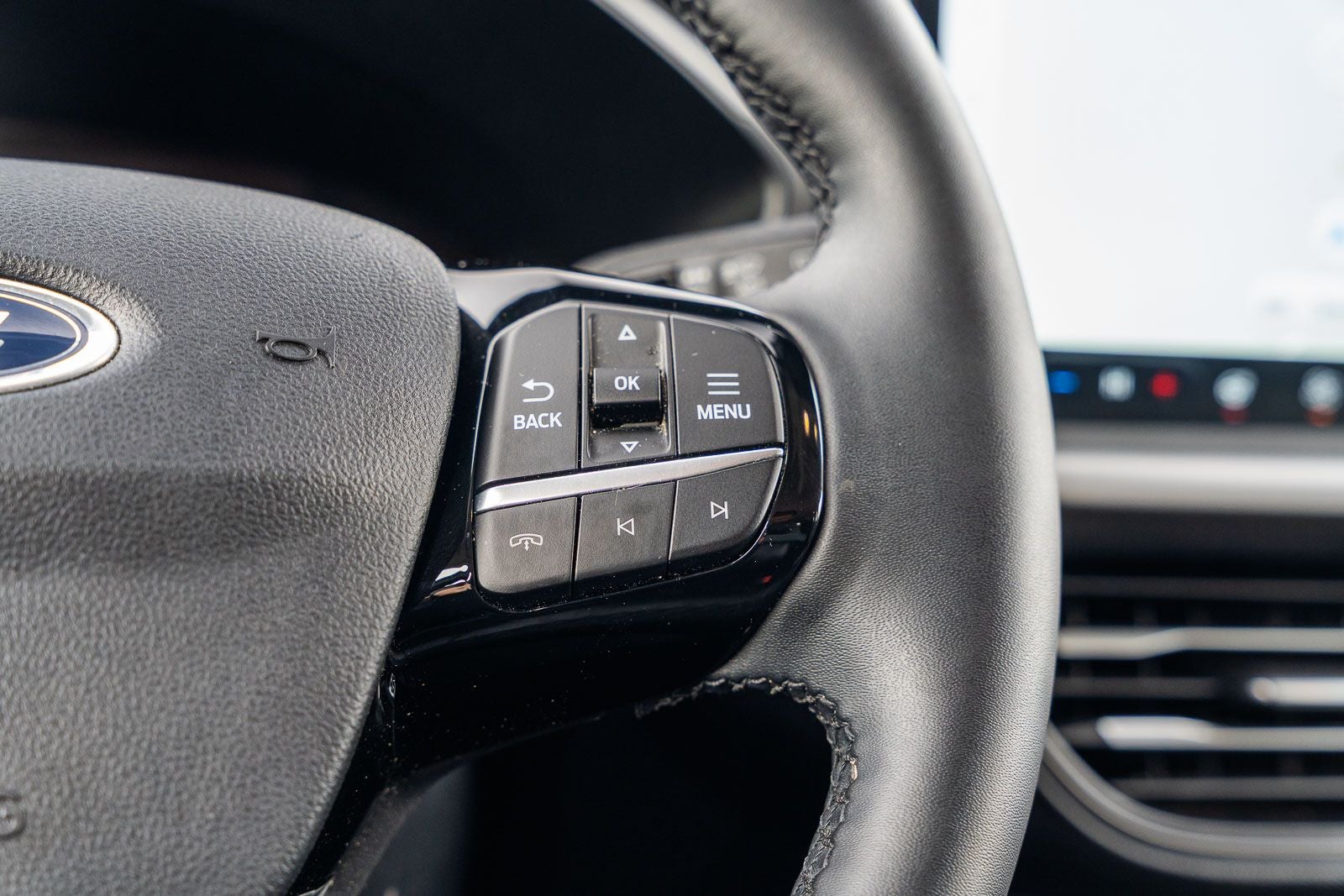 2024 Ford Escape Plug-In Hybrid Base