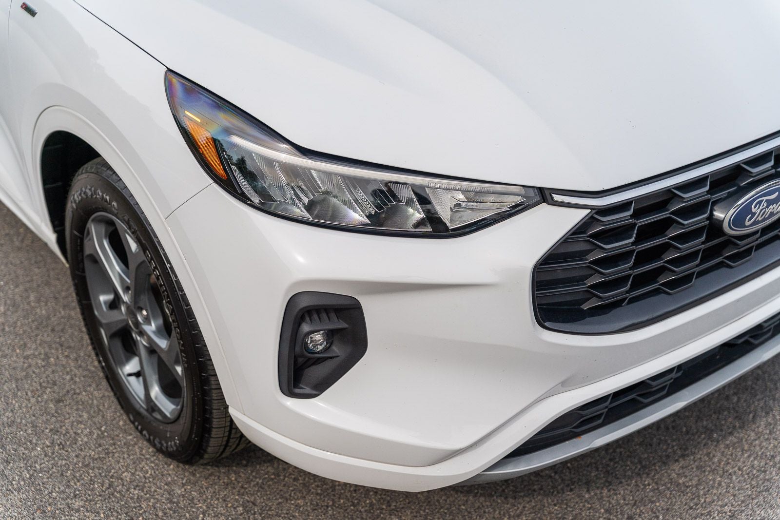 2023 Ford Escape Hybrid ST-Line Select