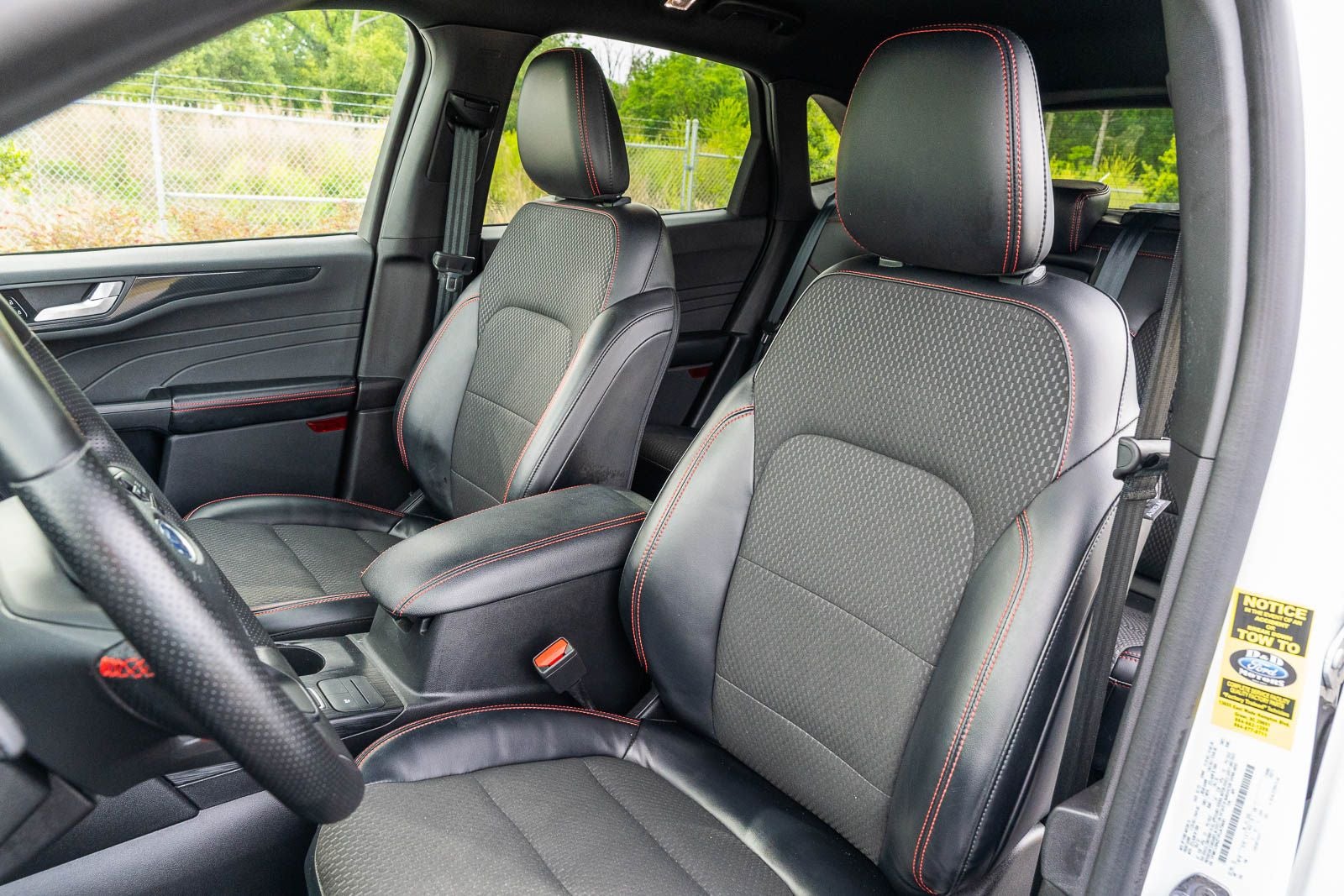 2023 Ford Escape Hybrid ST-Line Select