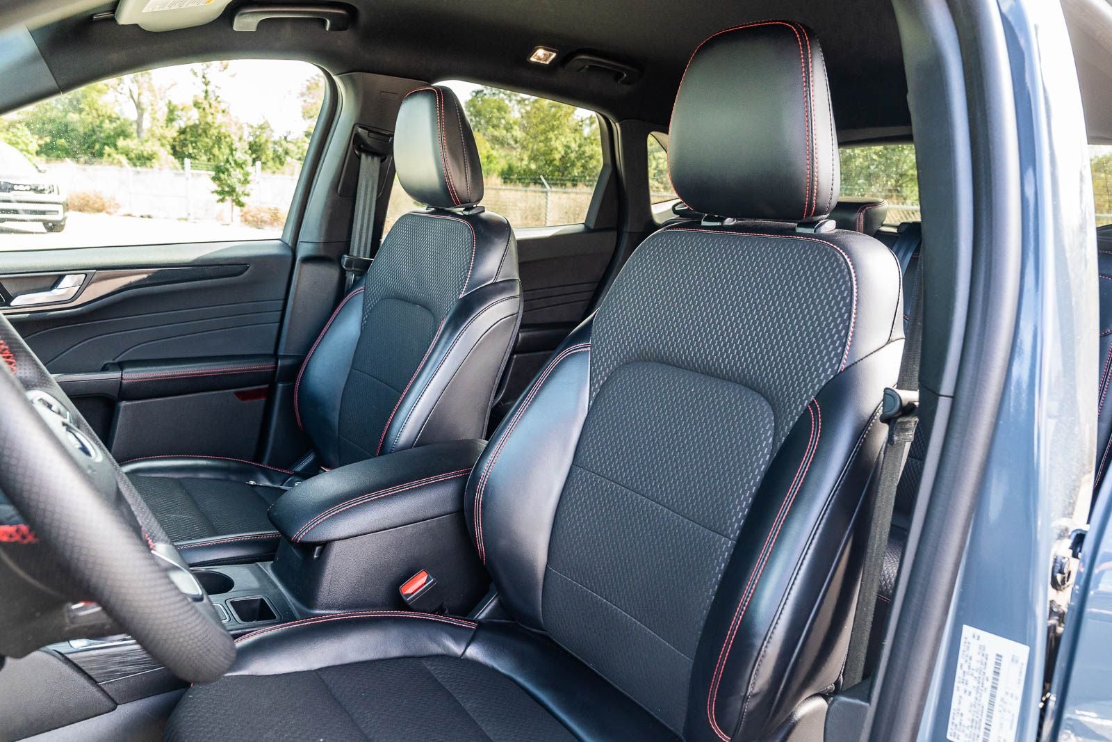 2024 Ford Escape Hybrid ST-Line Select