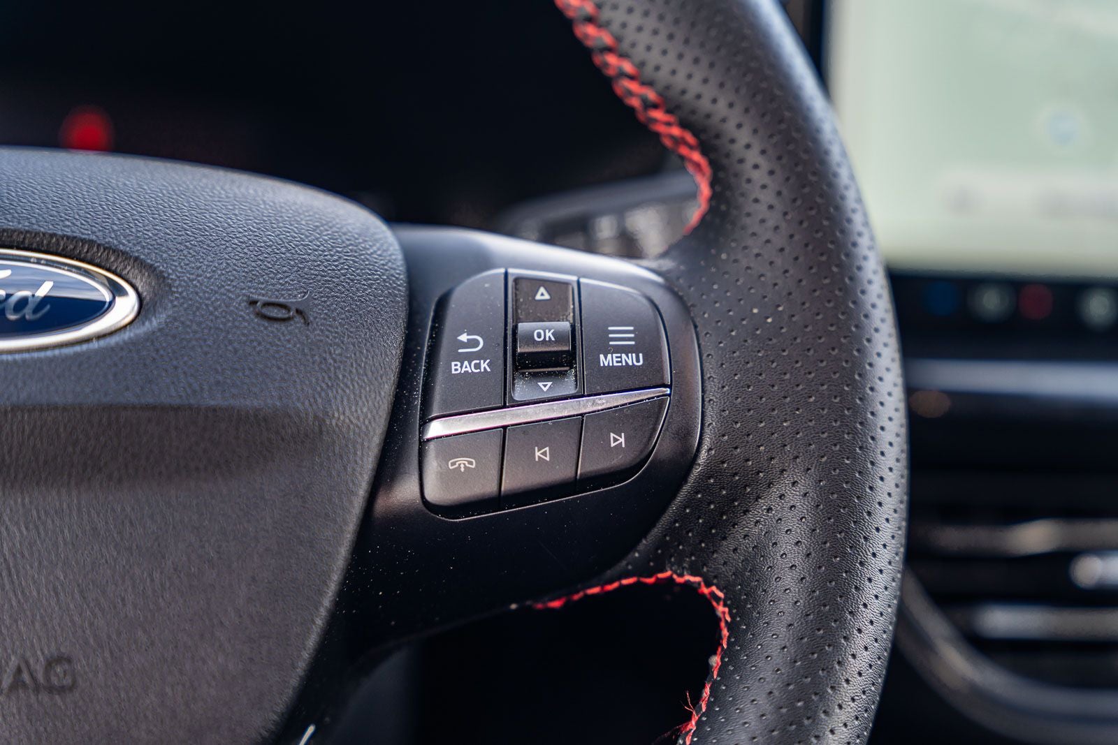 2024 Ford Escape Hybrid ST-Line Select