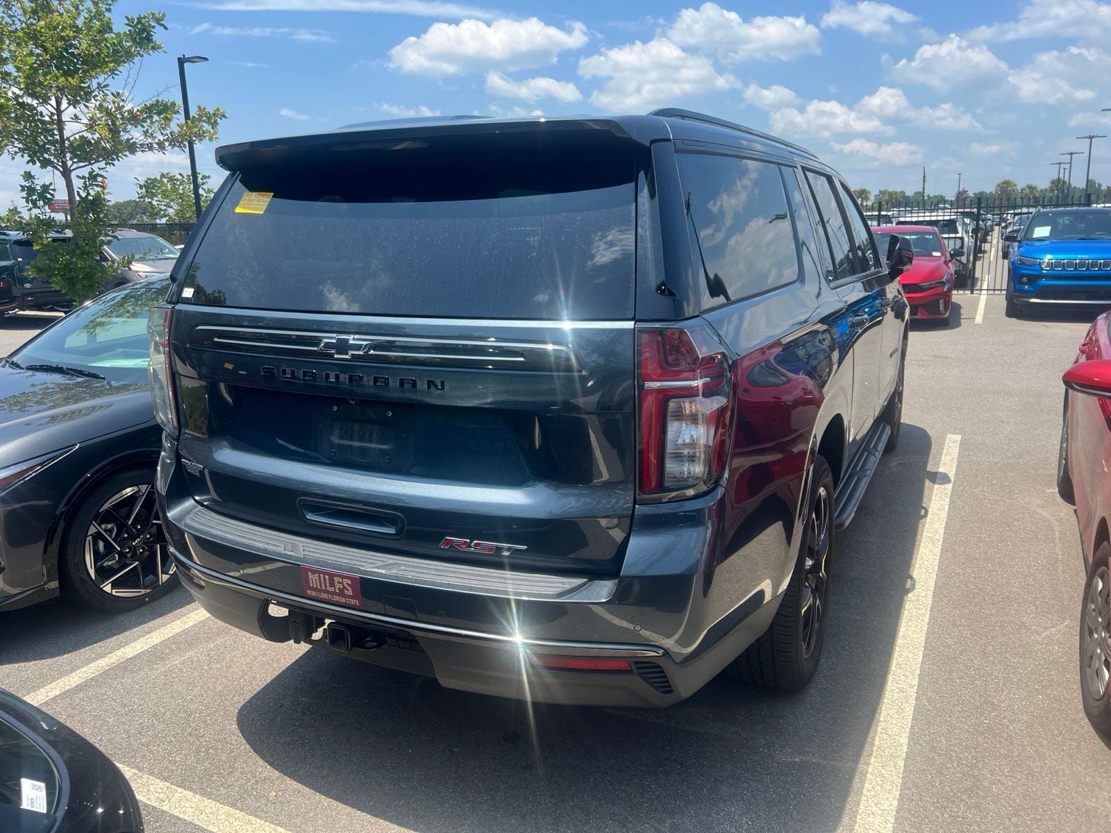 2021 Chevrolet Suburban RST
