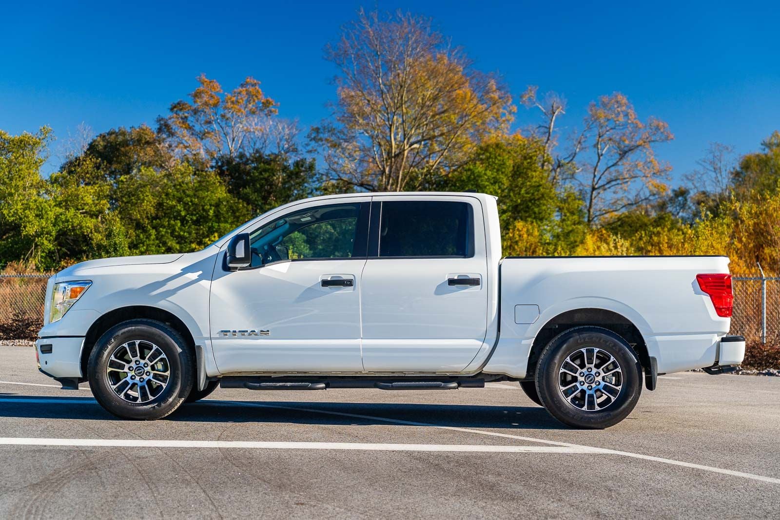 2024 Nissan Titan SV