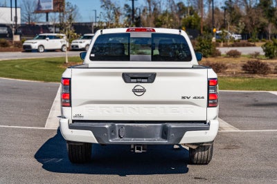 2024 Nissan Frontier SV