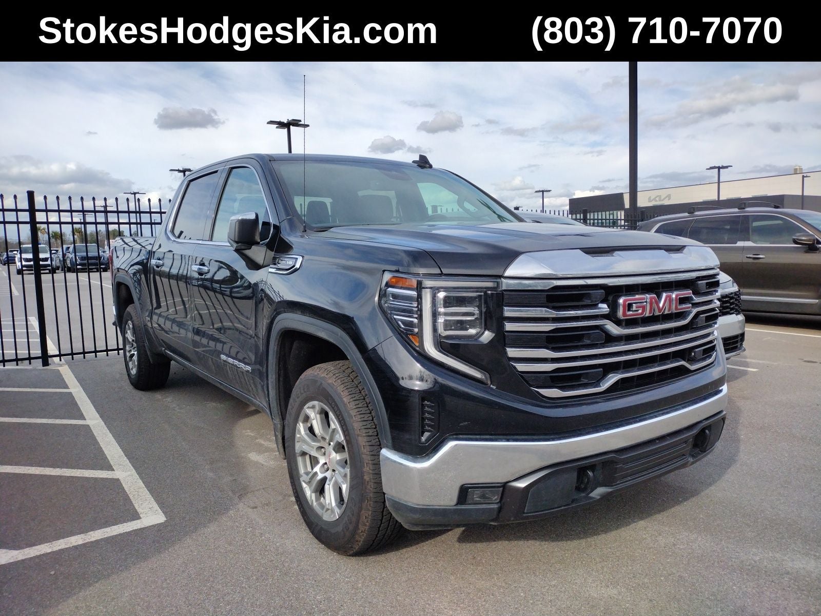 2025 GMC Sierra 1500 SLT