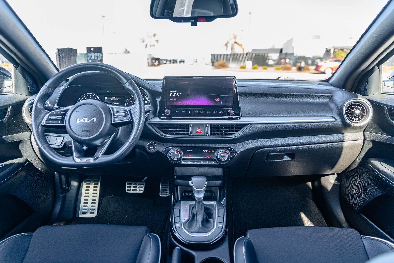 2023 Kia Forte GT-Line