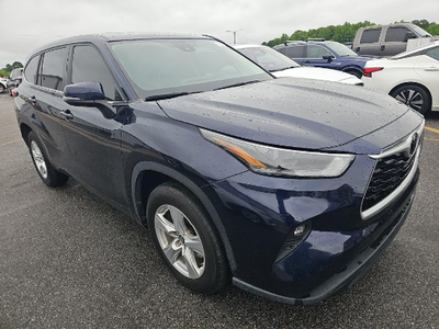 2023 Toyota Highlander LE
