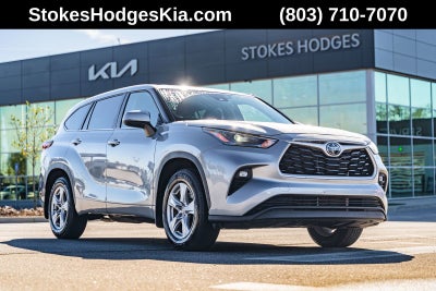 2024 Toyota Highlander LE