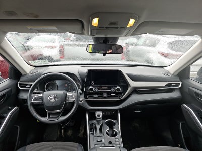 2024 Toyota Highlander LE