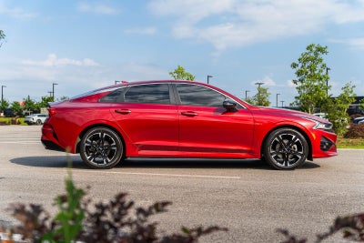 2024 Kia K5 GT-Line