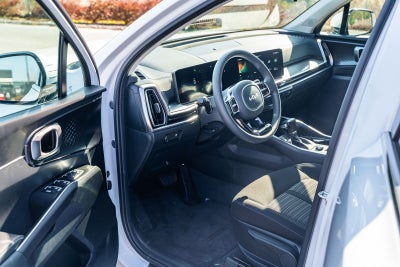 2025 Kia Sorento LX