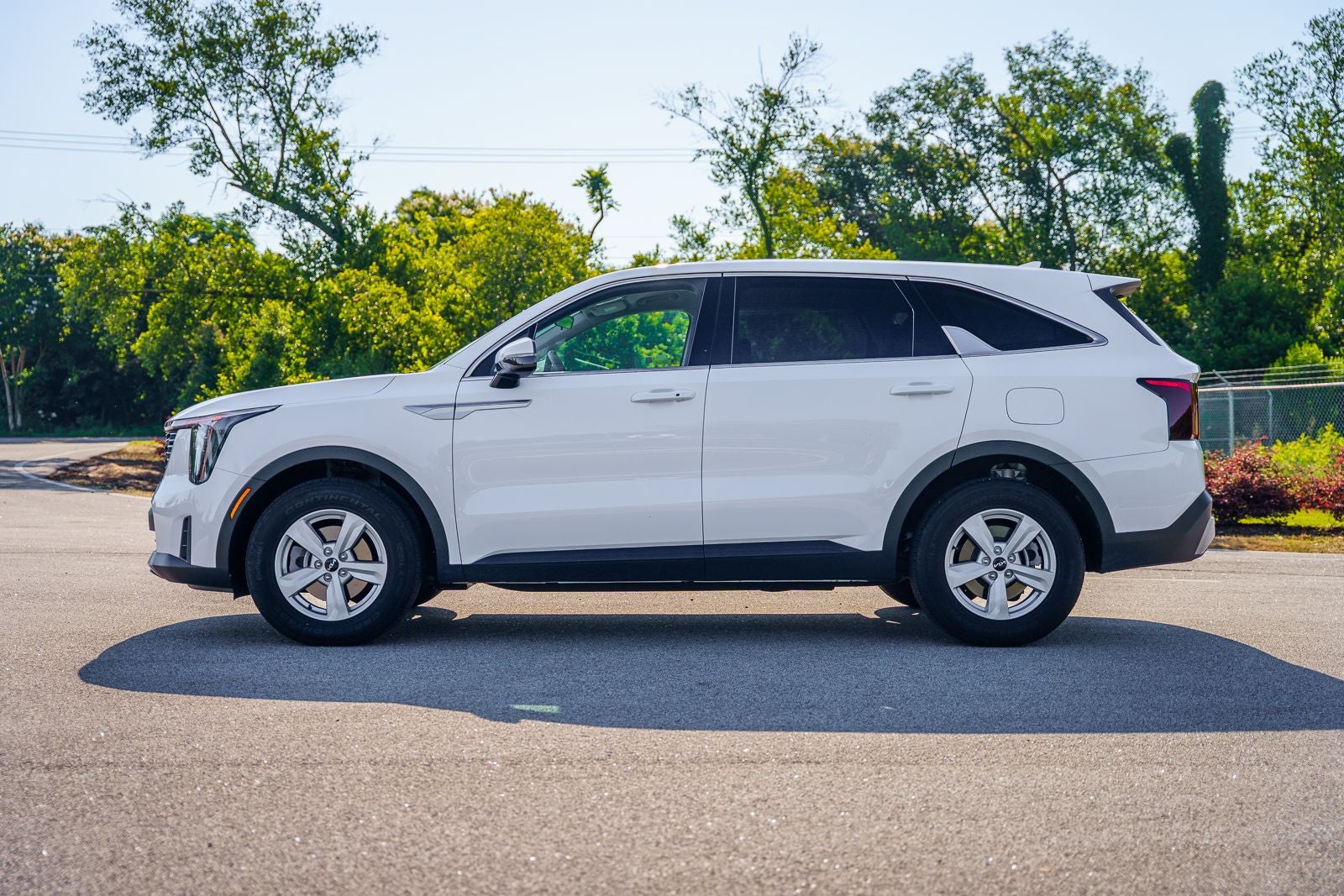 2025 Kia Sorento LX